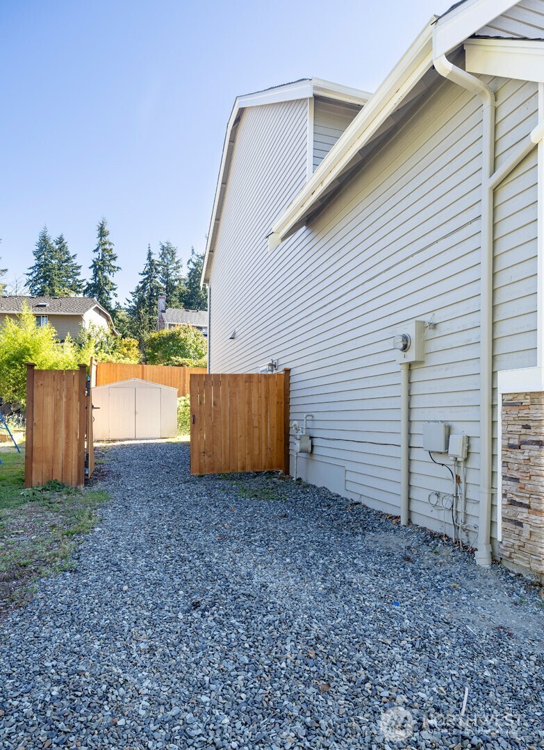 1608 Highland Terrace Court Property Photo 35