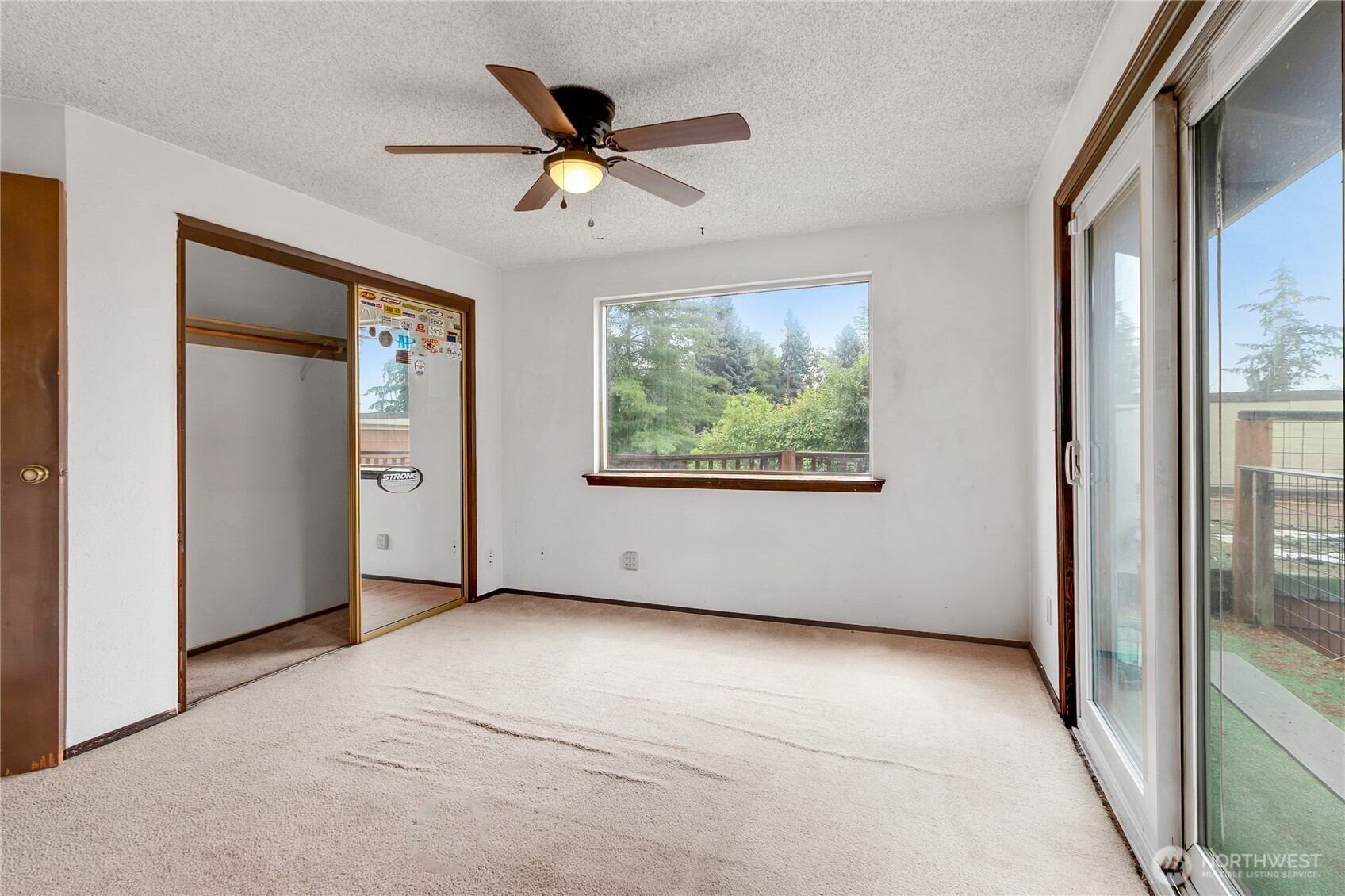 902 66th Avenue Property Photo 21