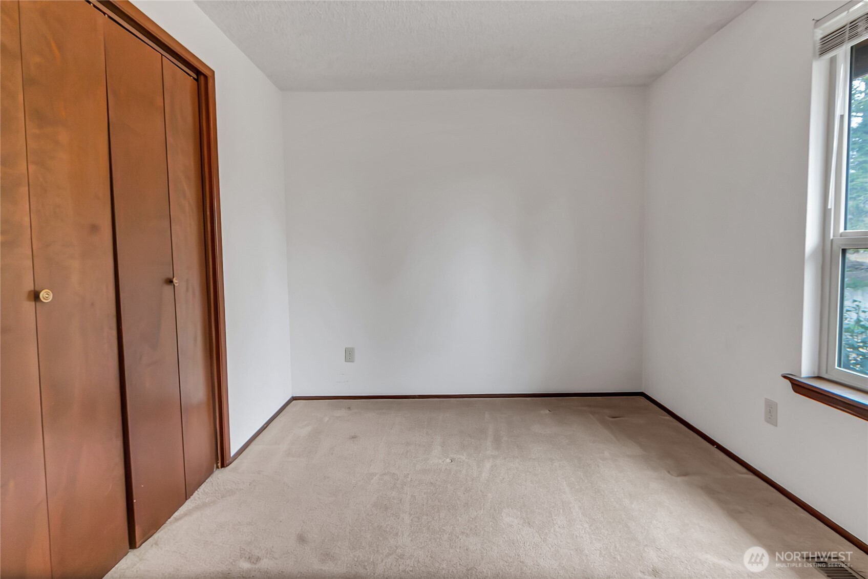 902 66th Avenue Property Photo 24