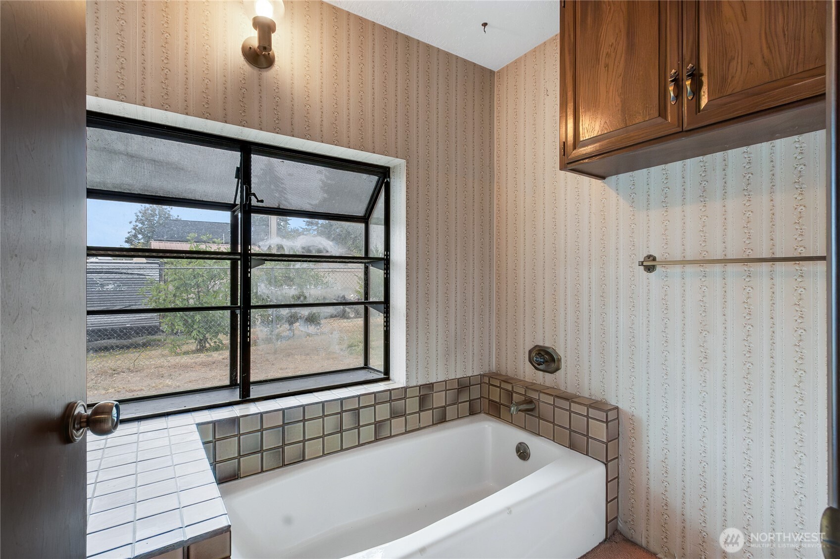 902 66th Avenue Property Photo 32