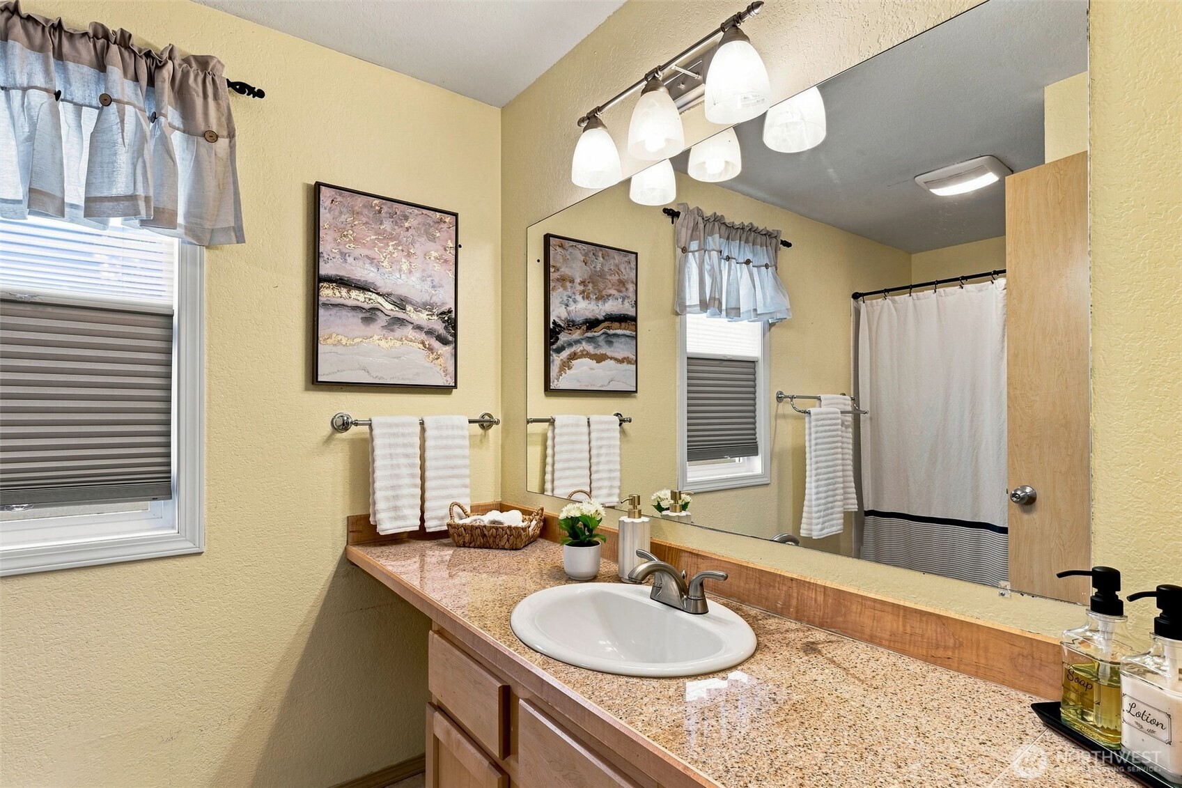 3409 156th Street A Property Photo 10