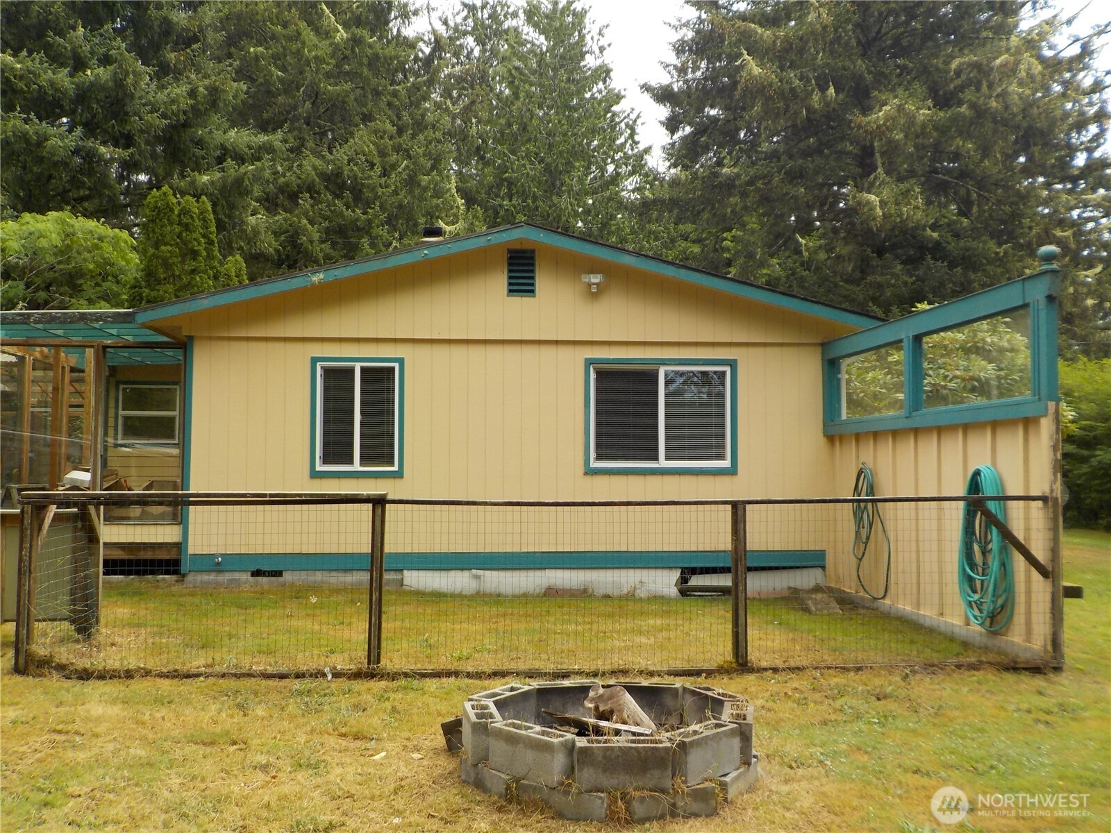 15701 Birch St Property Photo 1