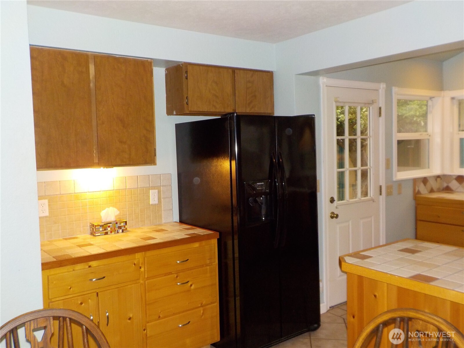 15701 Birch St Property Photo 7