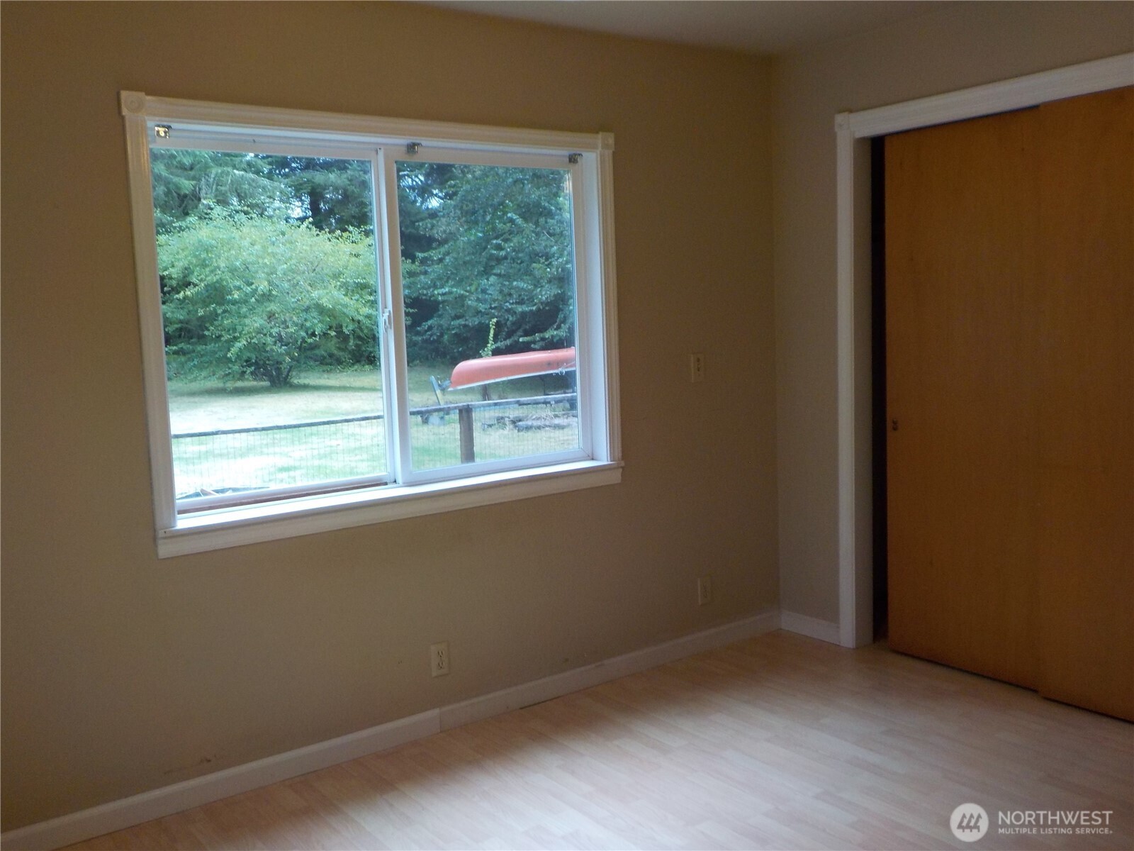15701 Birch St Property Photo 13