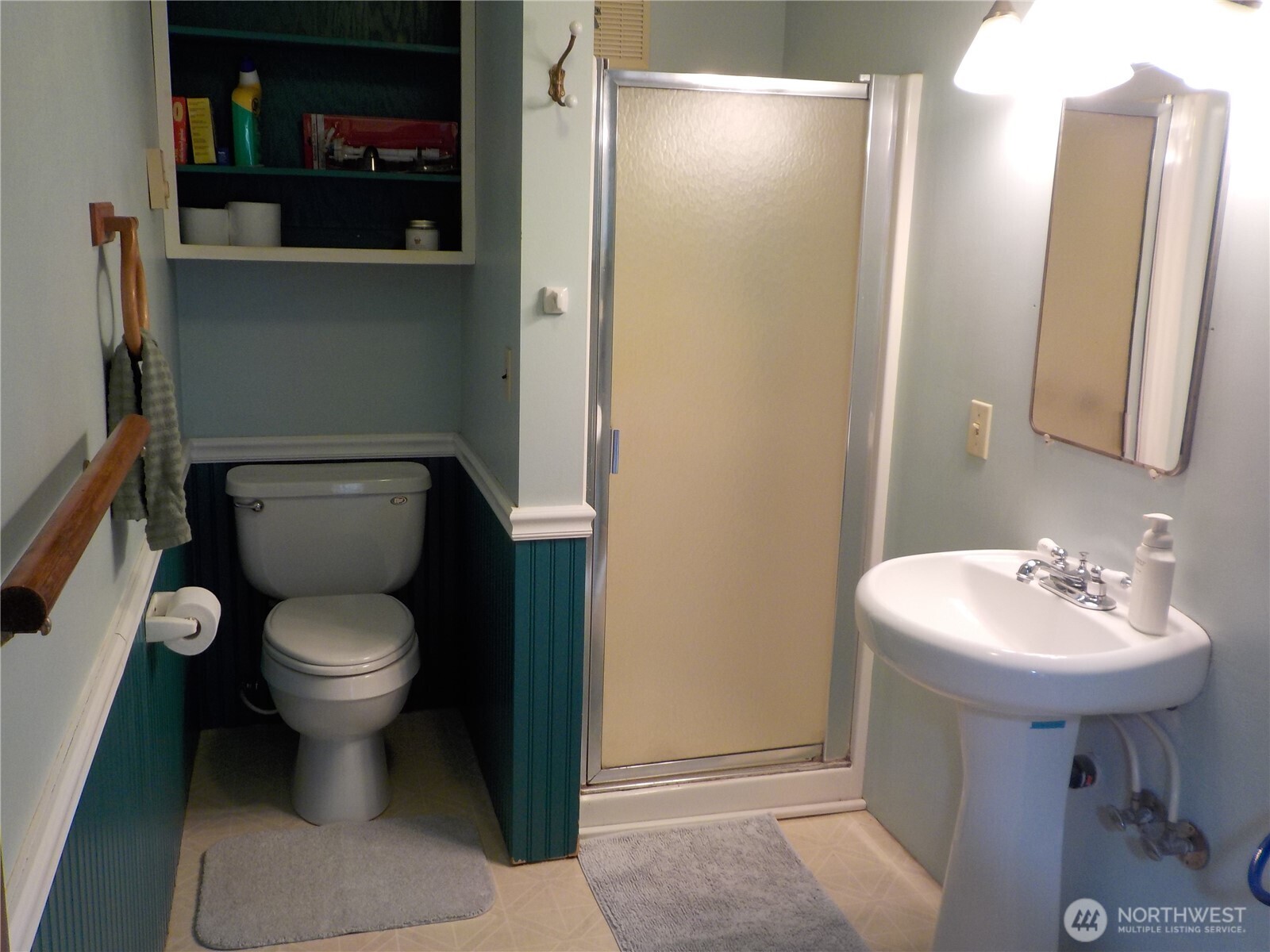 15701 Birch St Property Photo 14