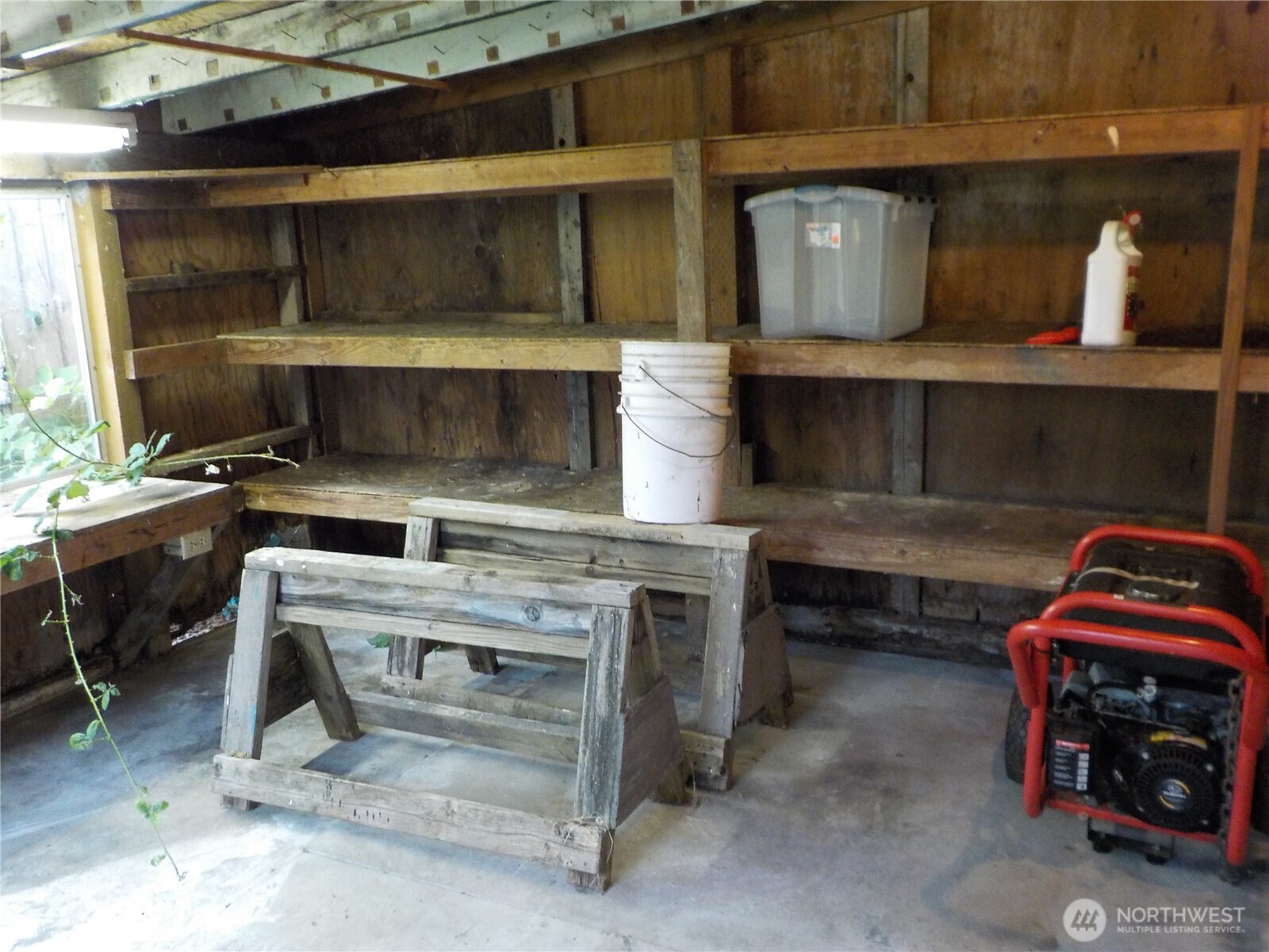 15701 Birch St Property Photo 23