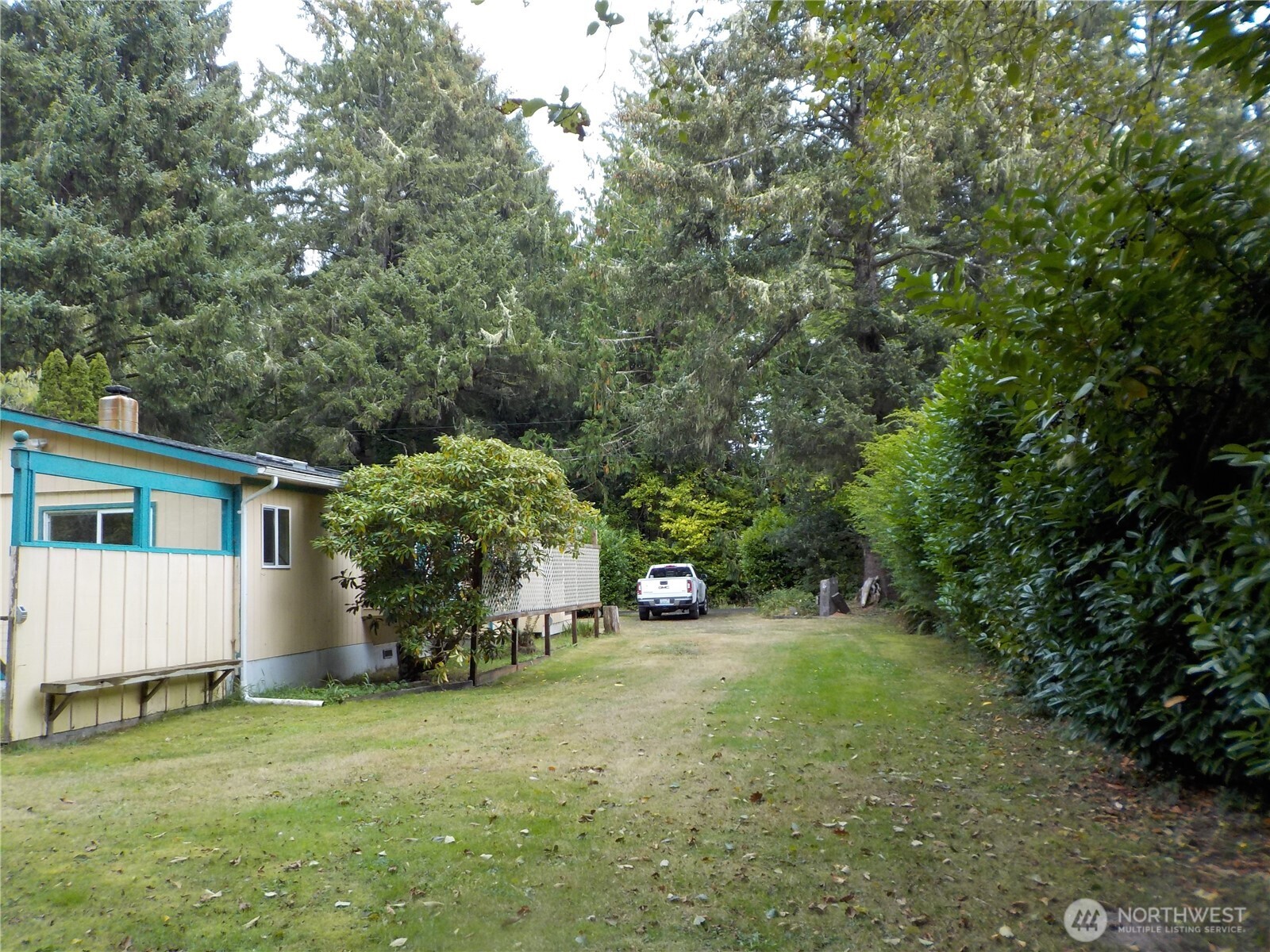 15701 Birch St Property Photo 27