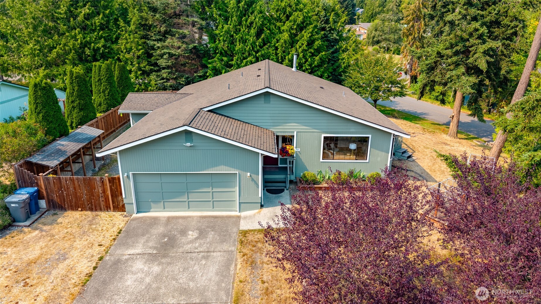 511 Kloshe Way Property Photo 1