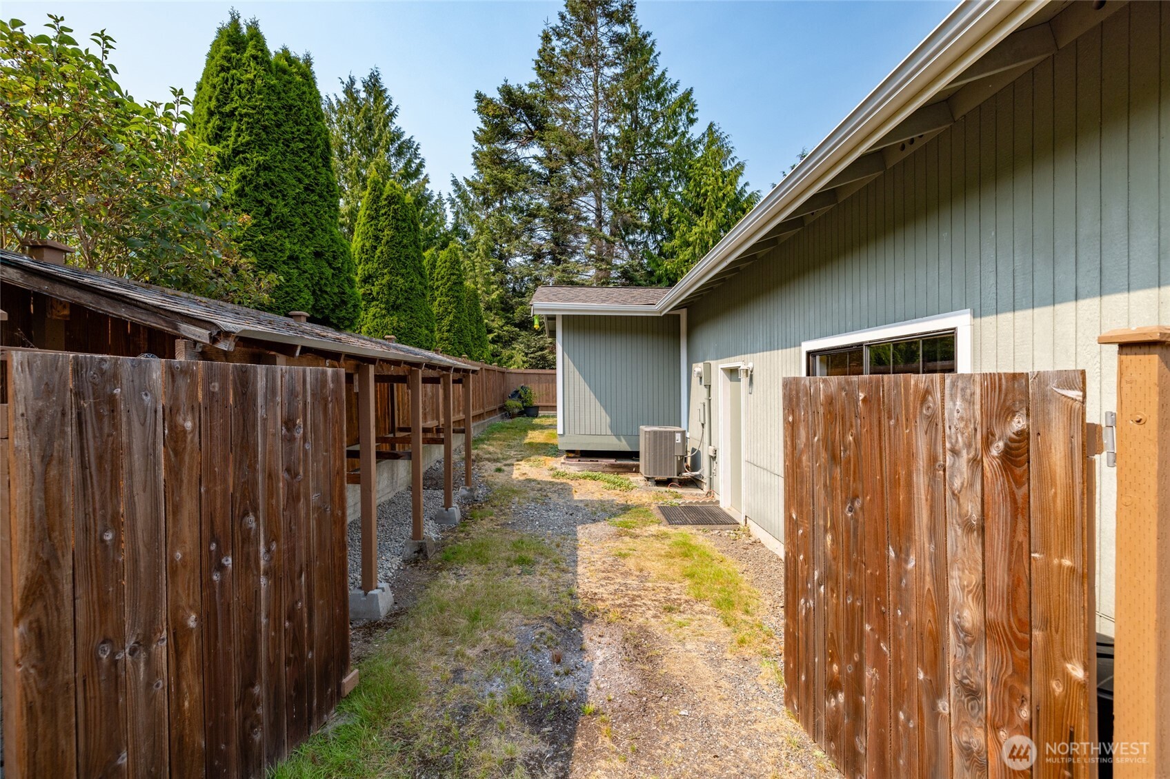 511 Kloshe Way Property Photo 32