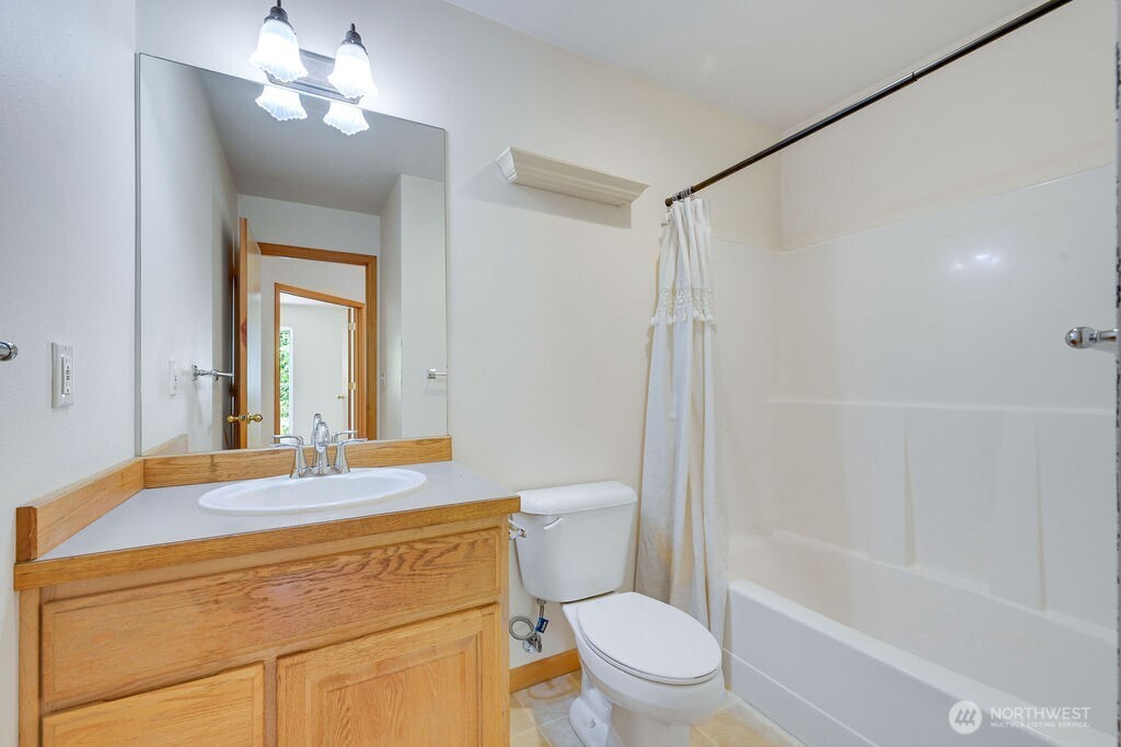 5391 Cape George Road Property Photo 32
