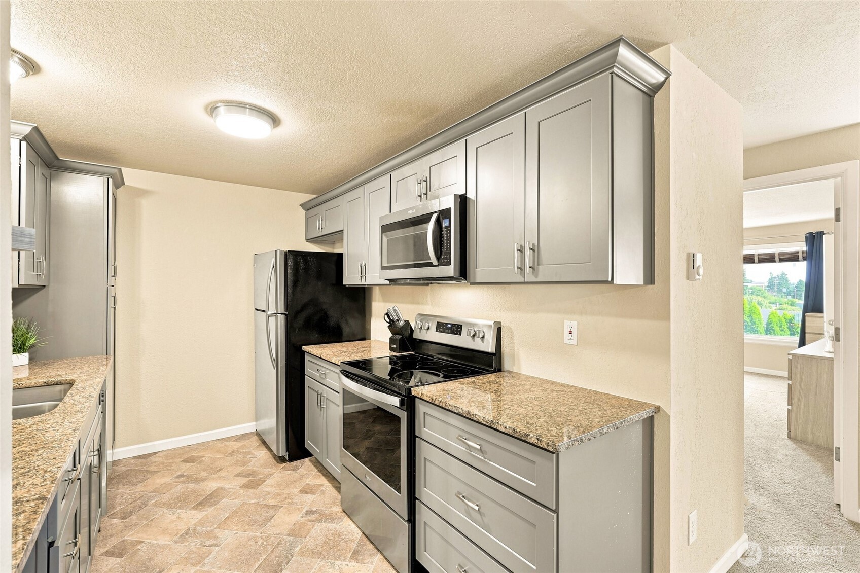 9815 Holly Drive A-307 Property Photo 10