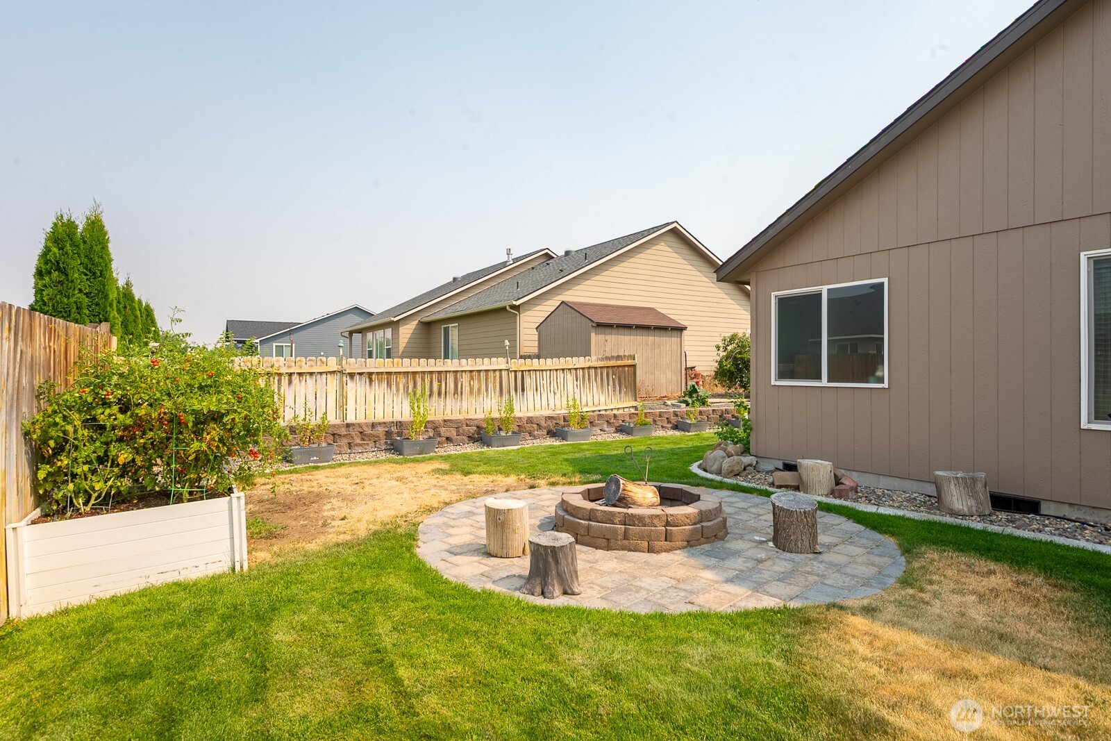 811 7th Avenue Property Photo 6