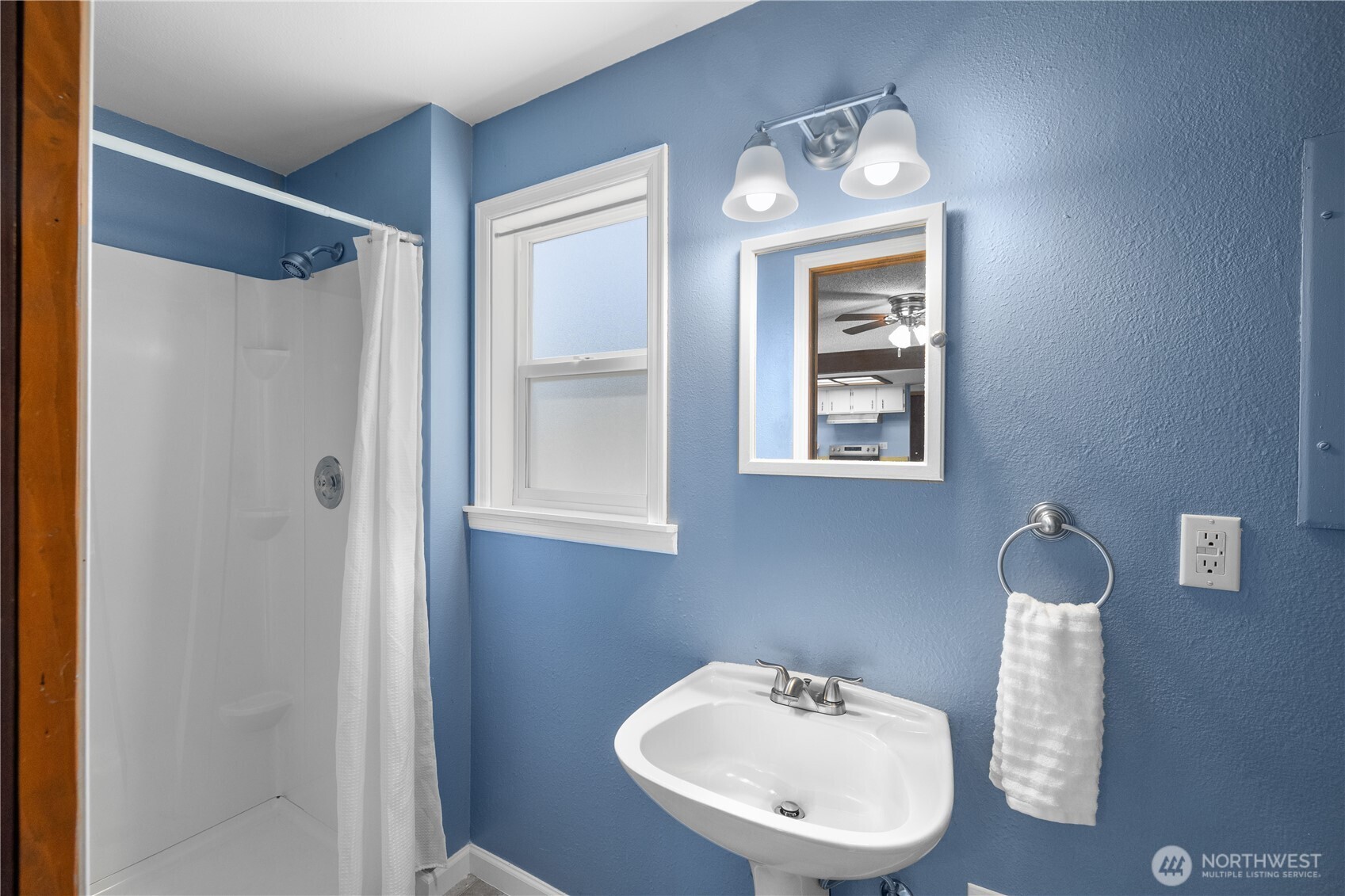 916 87th Avenue Property Photo 21