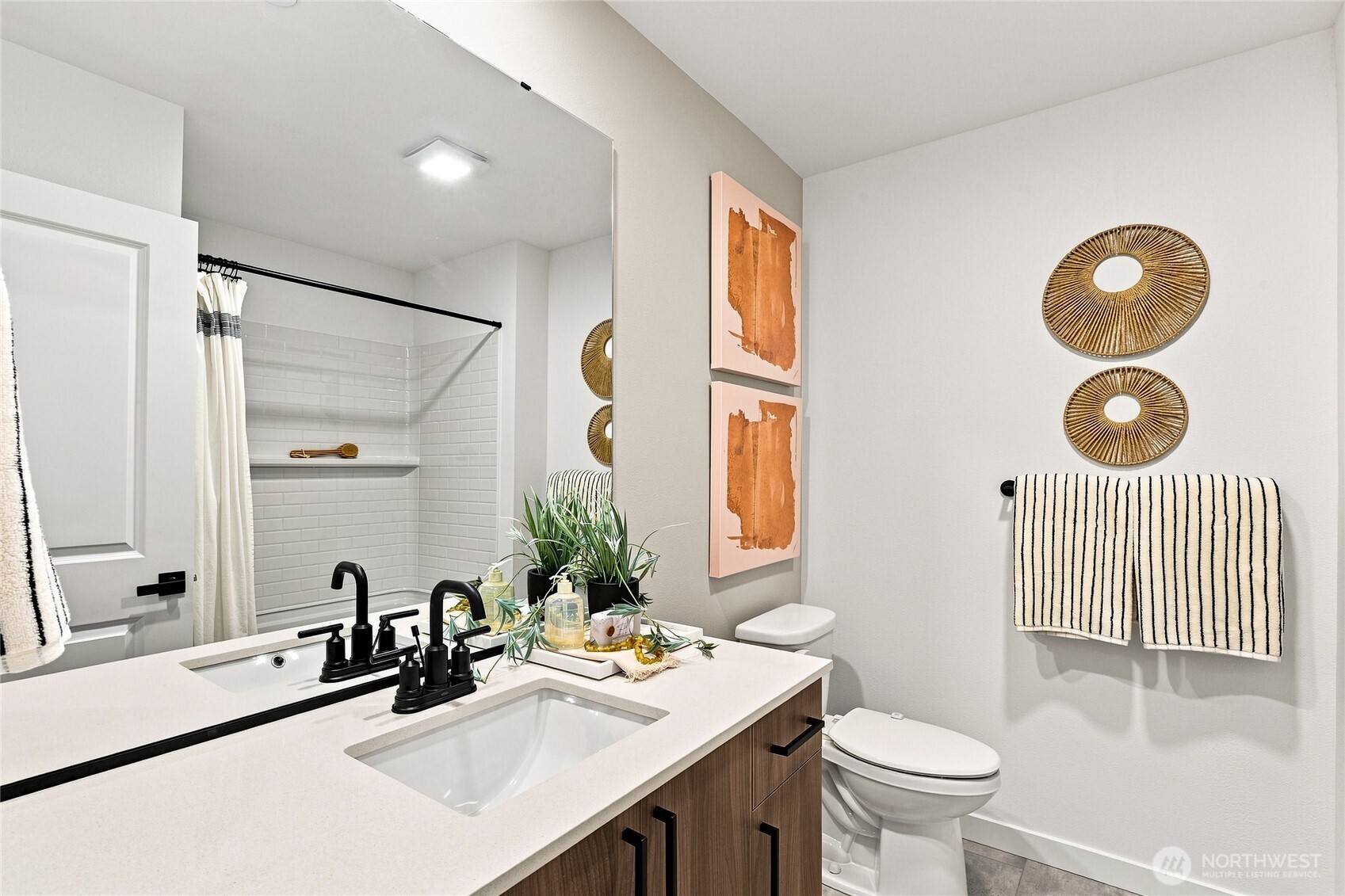 16202 Manor Way F2 Property Photo 19
