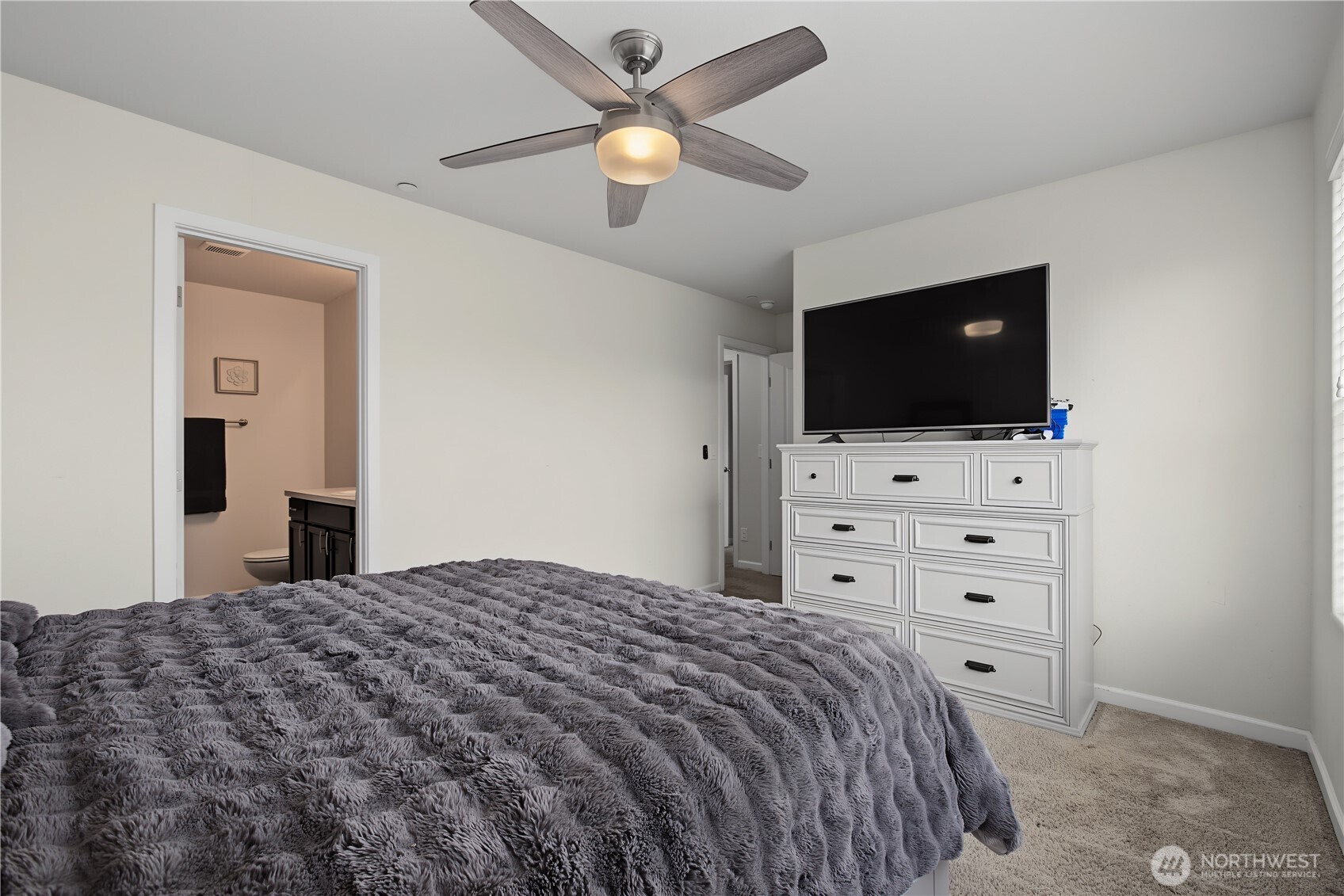 4426 Gallagher Way Property Photo 18