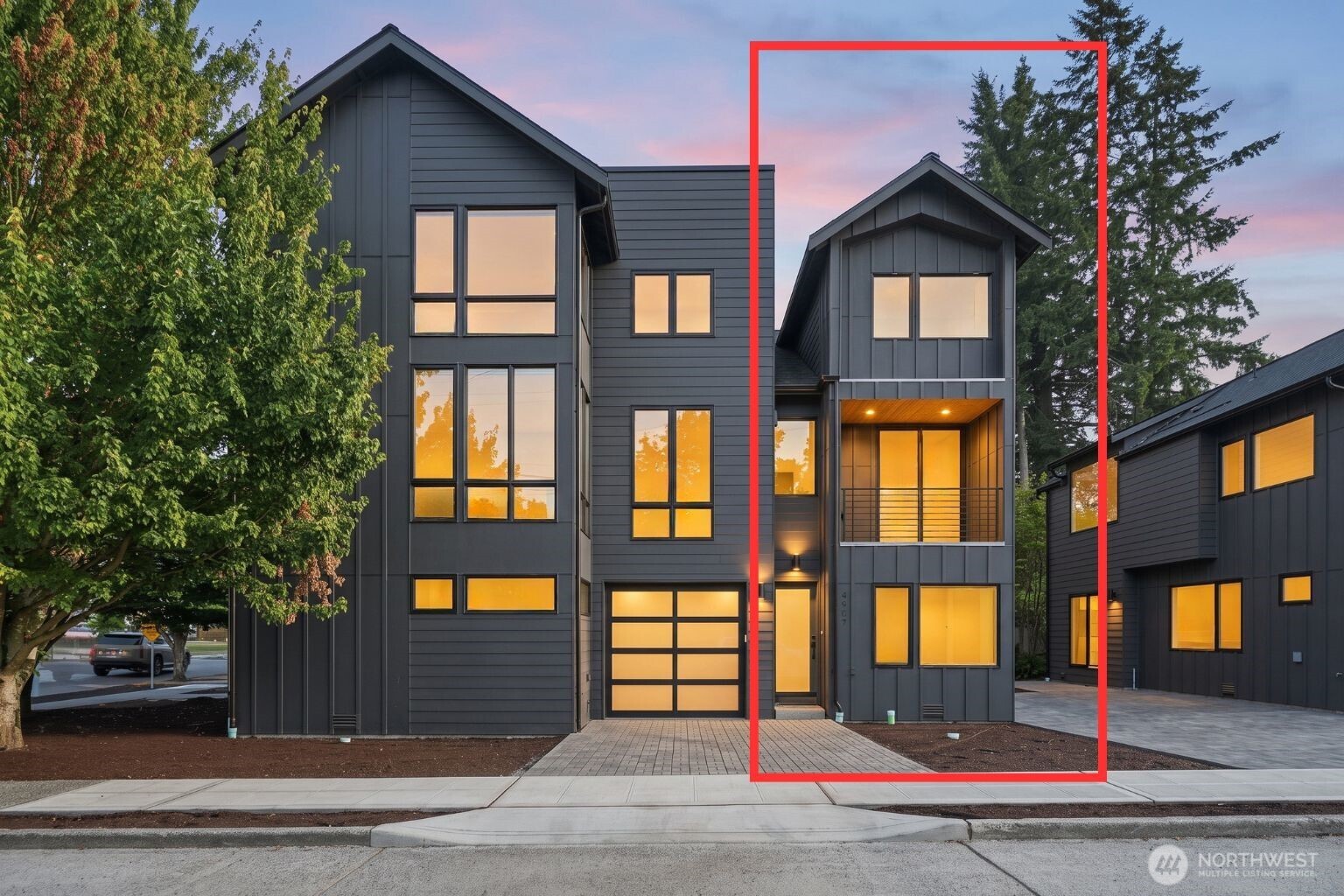 4907 SW Canada Drive