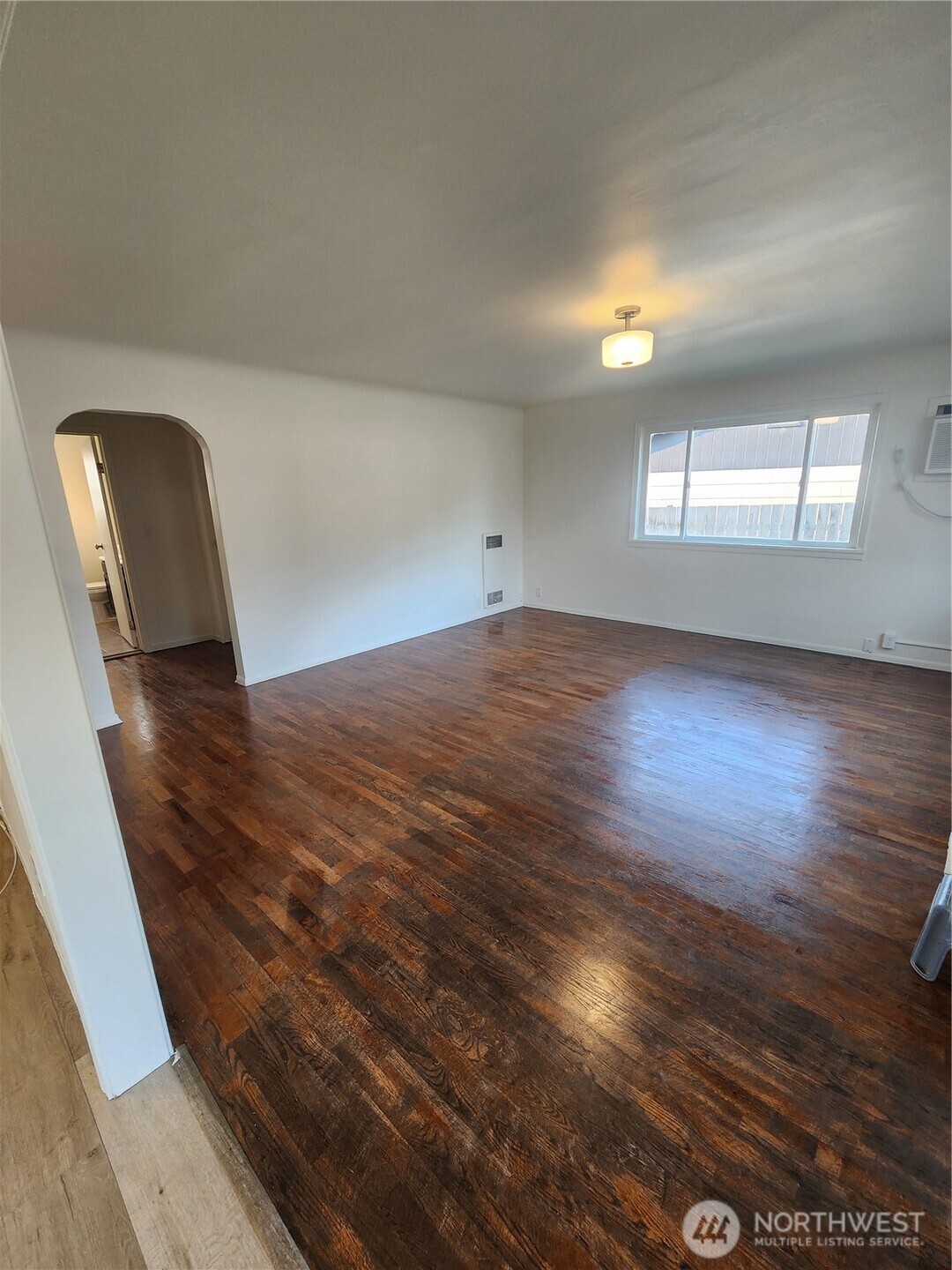 617 Se G St Property Photo 11