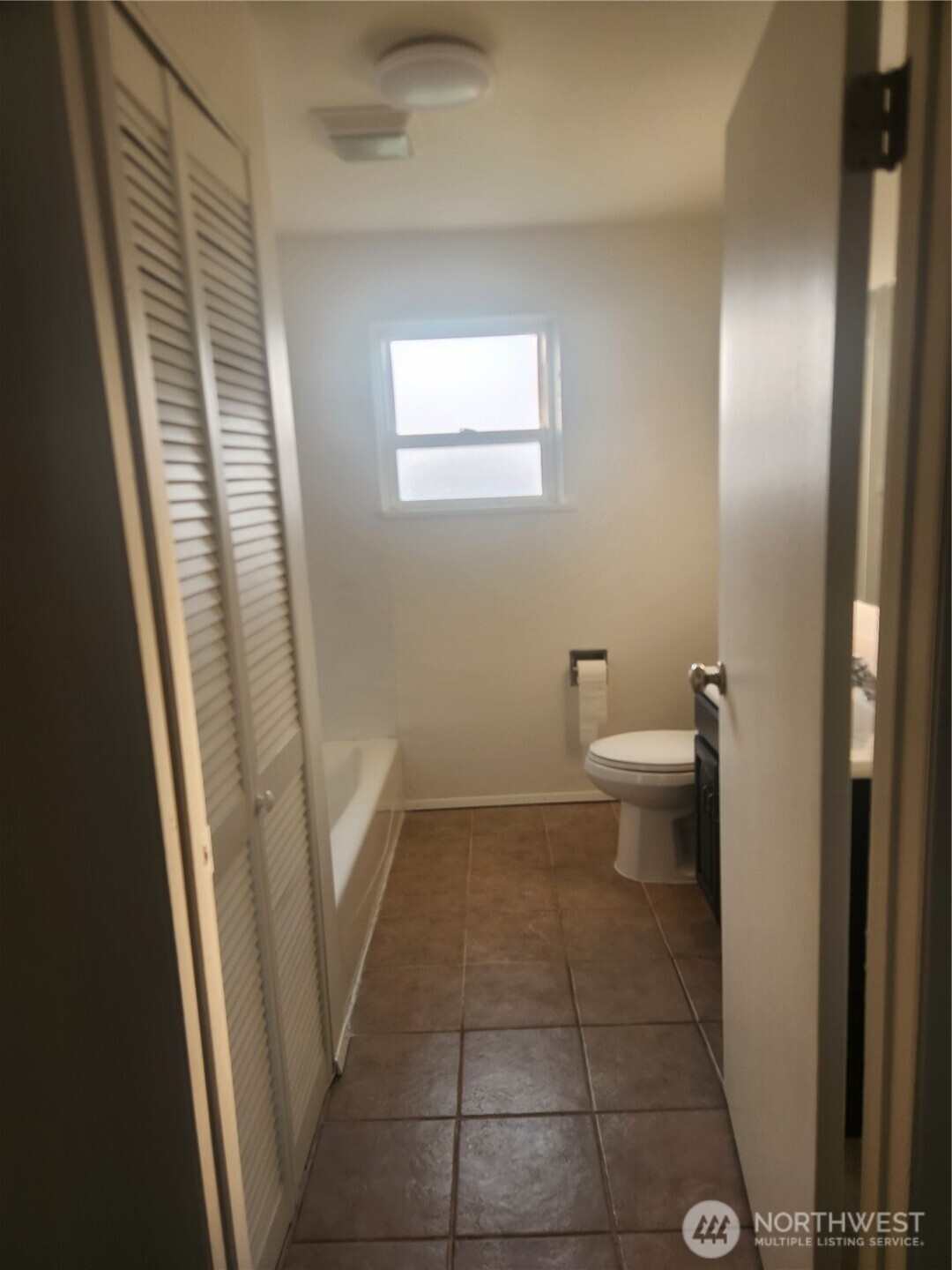 617 Se G St Property Photo 16