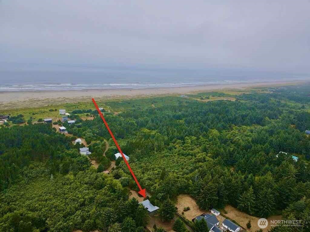 813 Salmonbery Beach Property Photo 25
