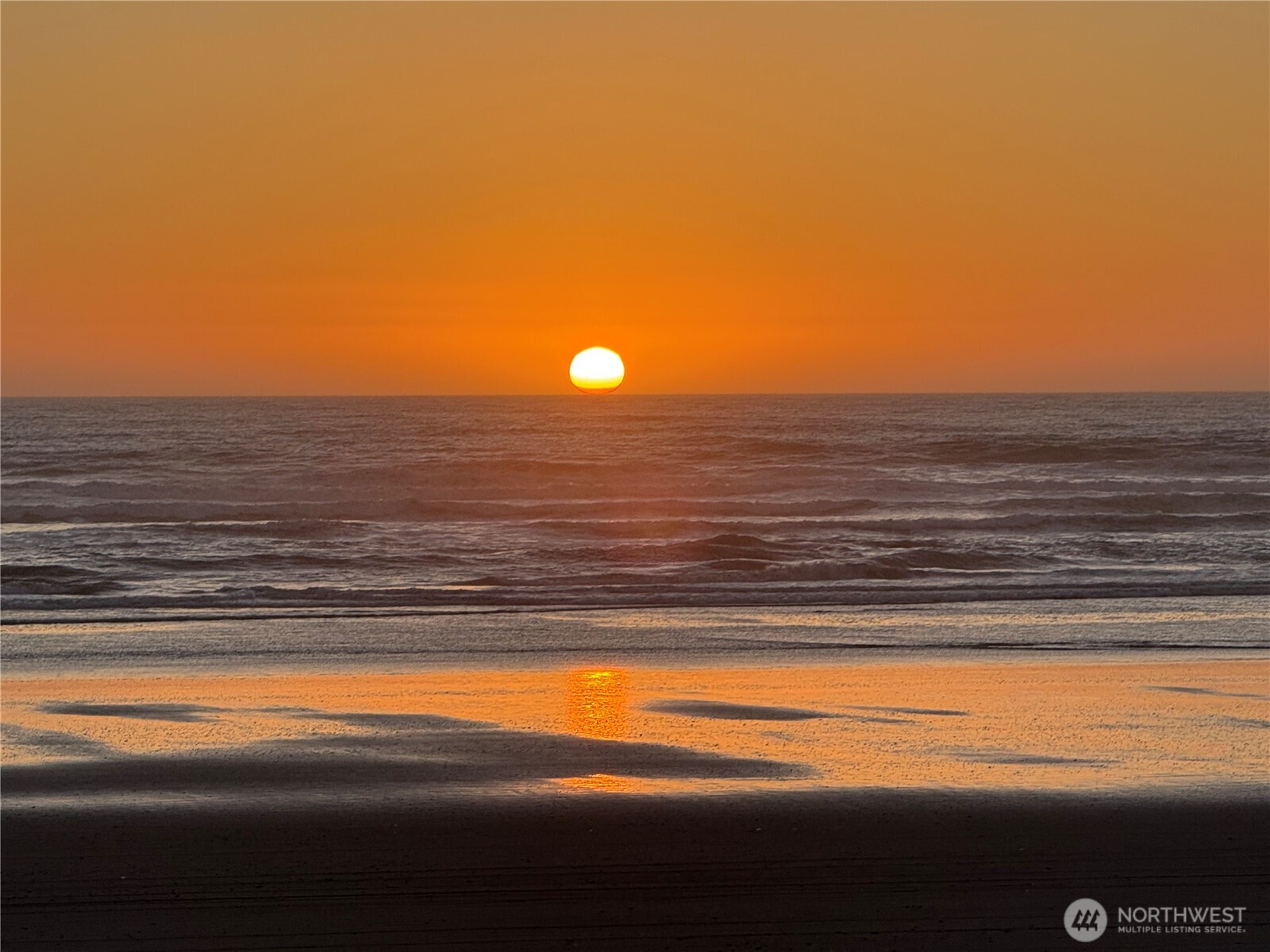 813 Salmonbery Beach Property Photo 33