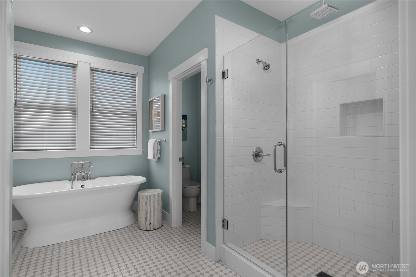 286 Compass Street Property Photo 22