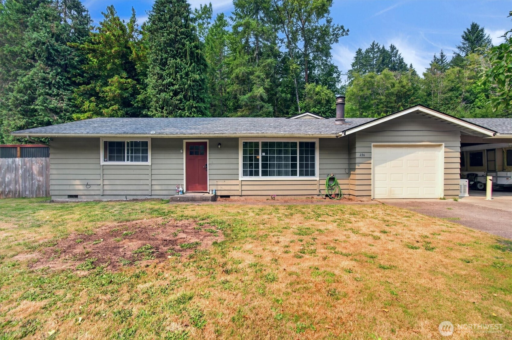 236 Laverne Drive Property Photo 3