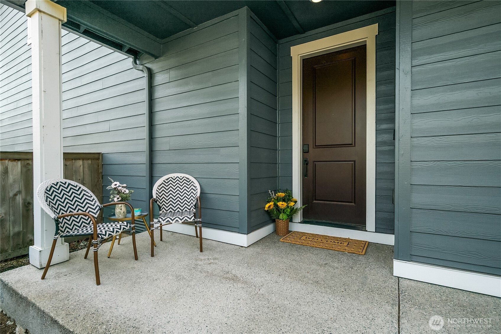 4646 Hibiscus Circle Property Photo 2