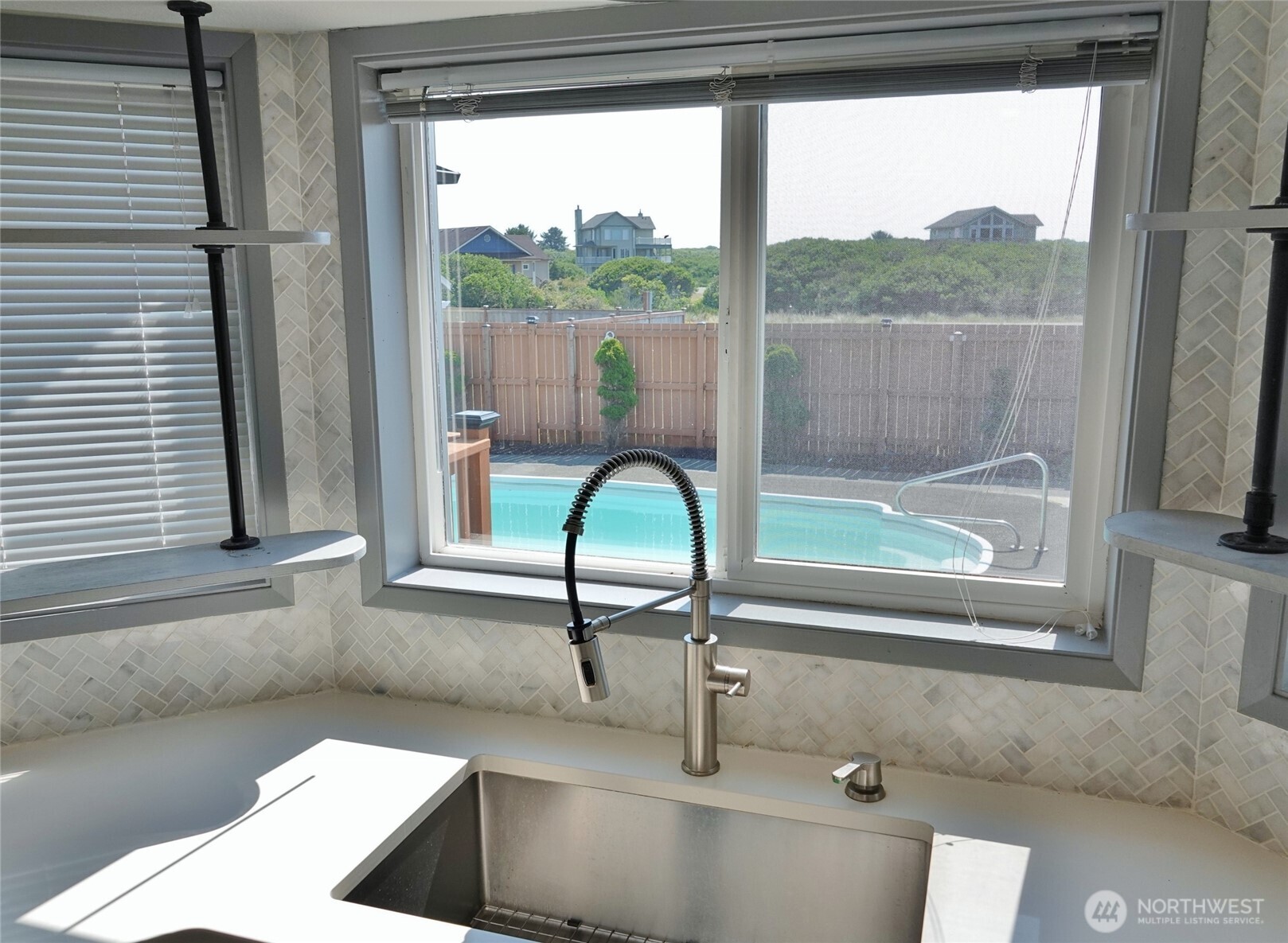 1102 Fairwood Drive Property Photo 25