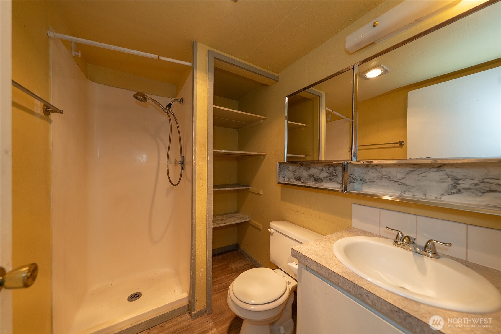 22339 Overlake Loop Property Photo 7