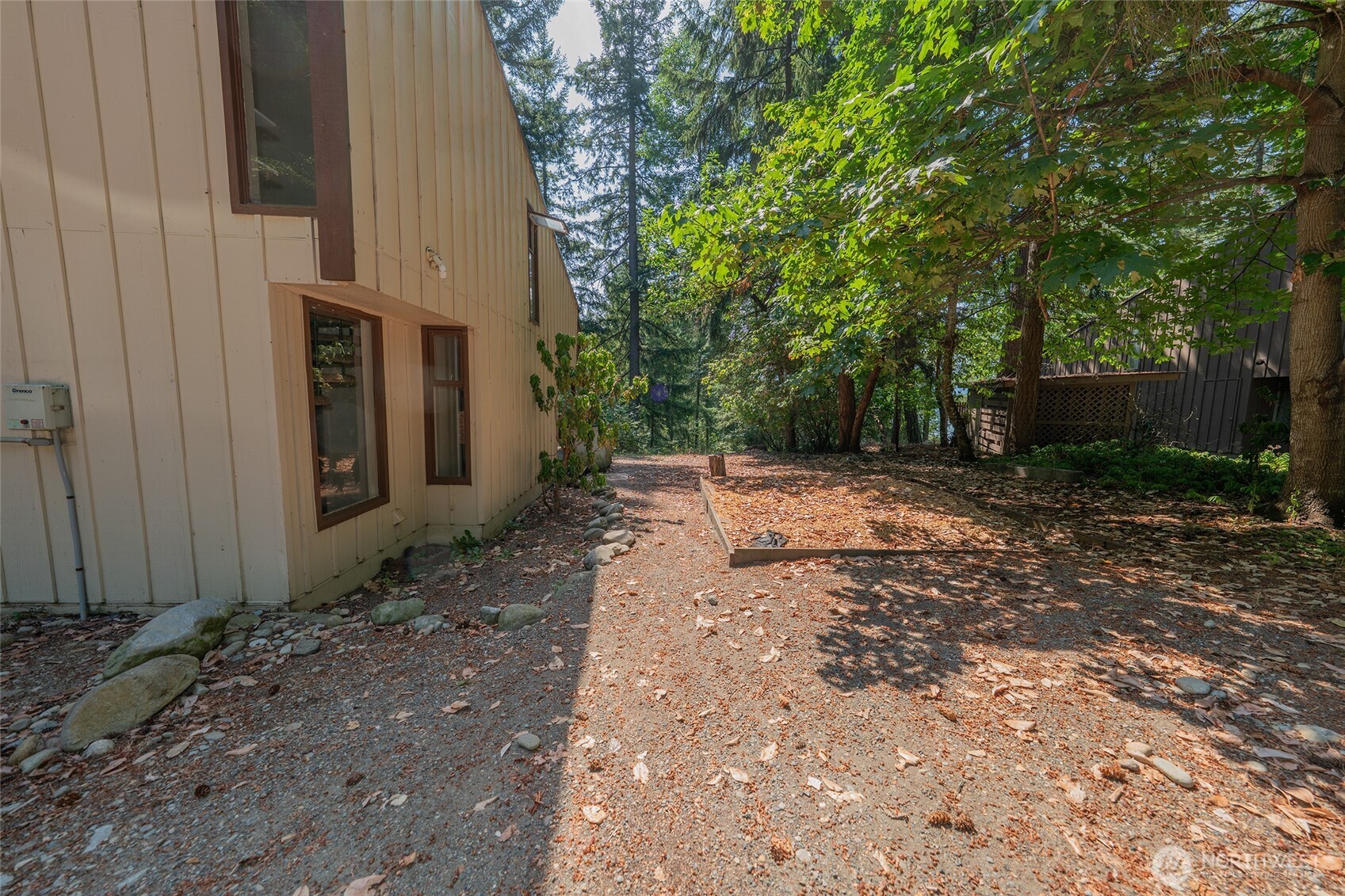 22339 Overlake Loop Property Photo 16