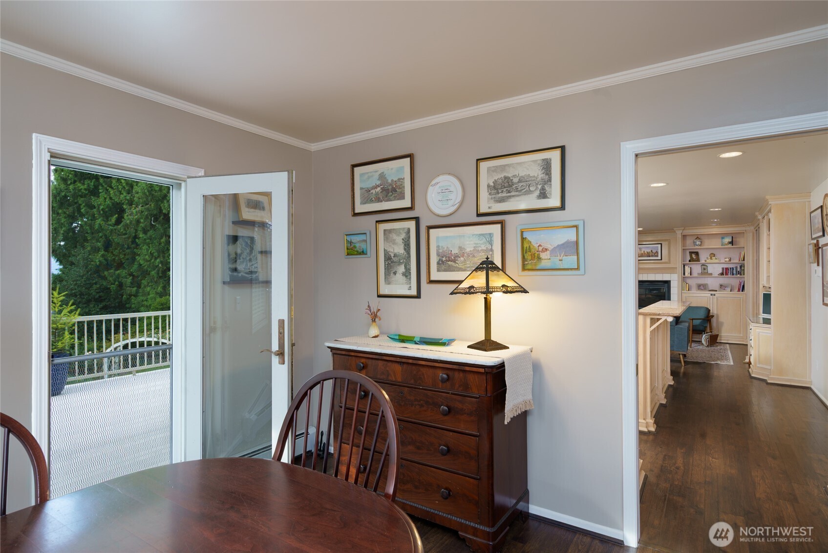 404 Lilac Drive Property Photo 9