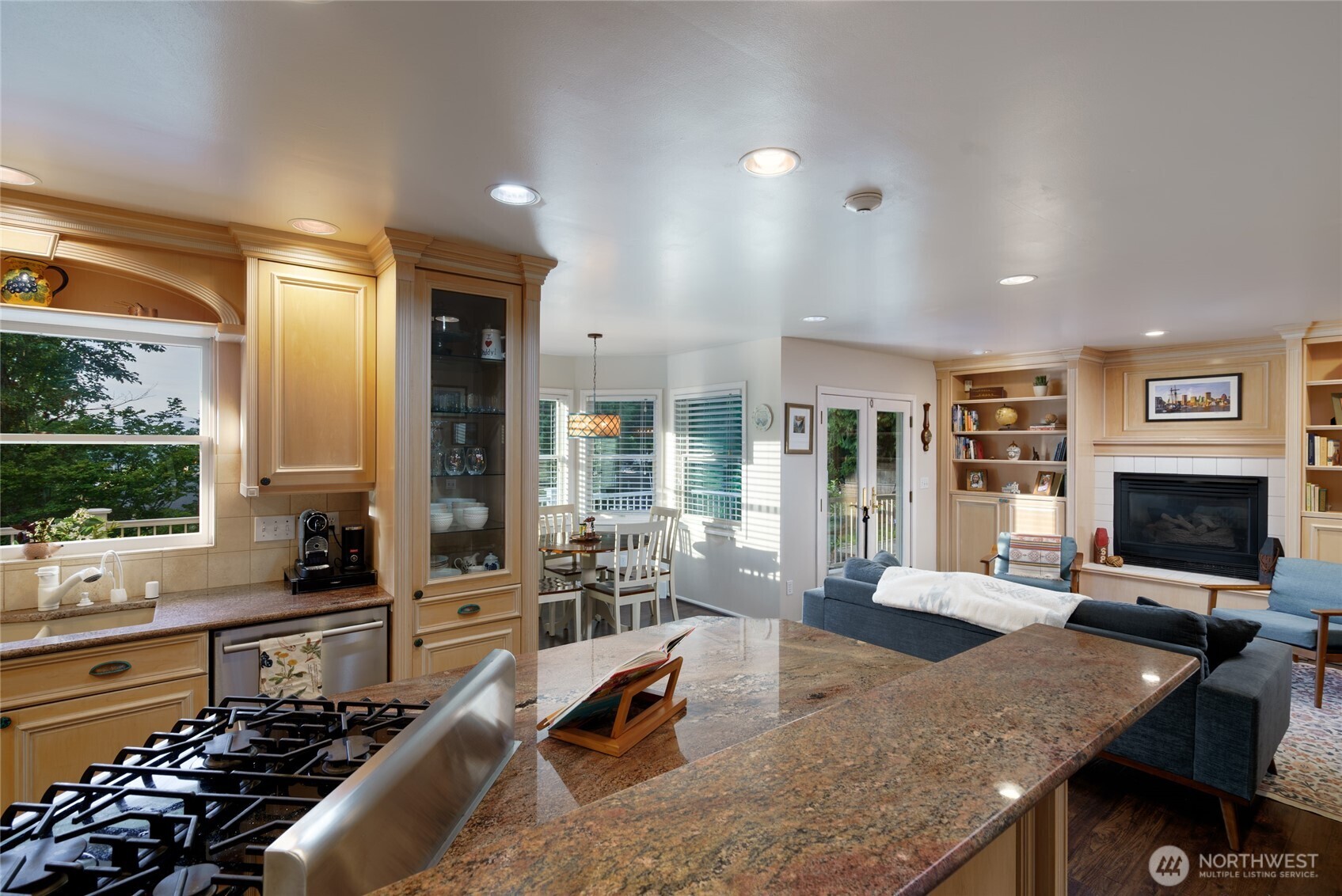 404 Lilac Drive Property Photo 12