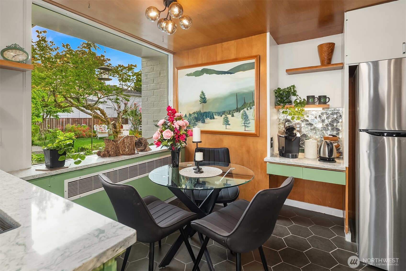 618 Le-lou-wa Place Property Photo 13