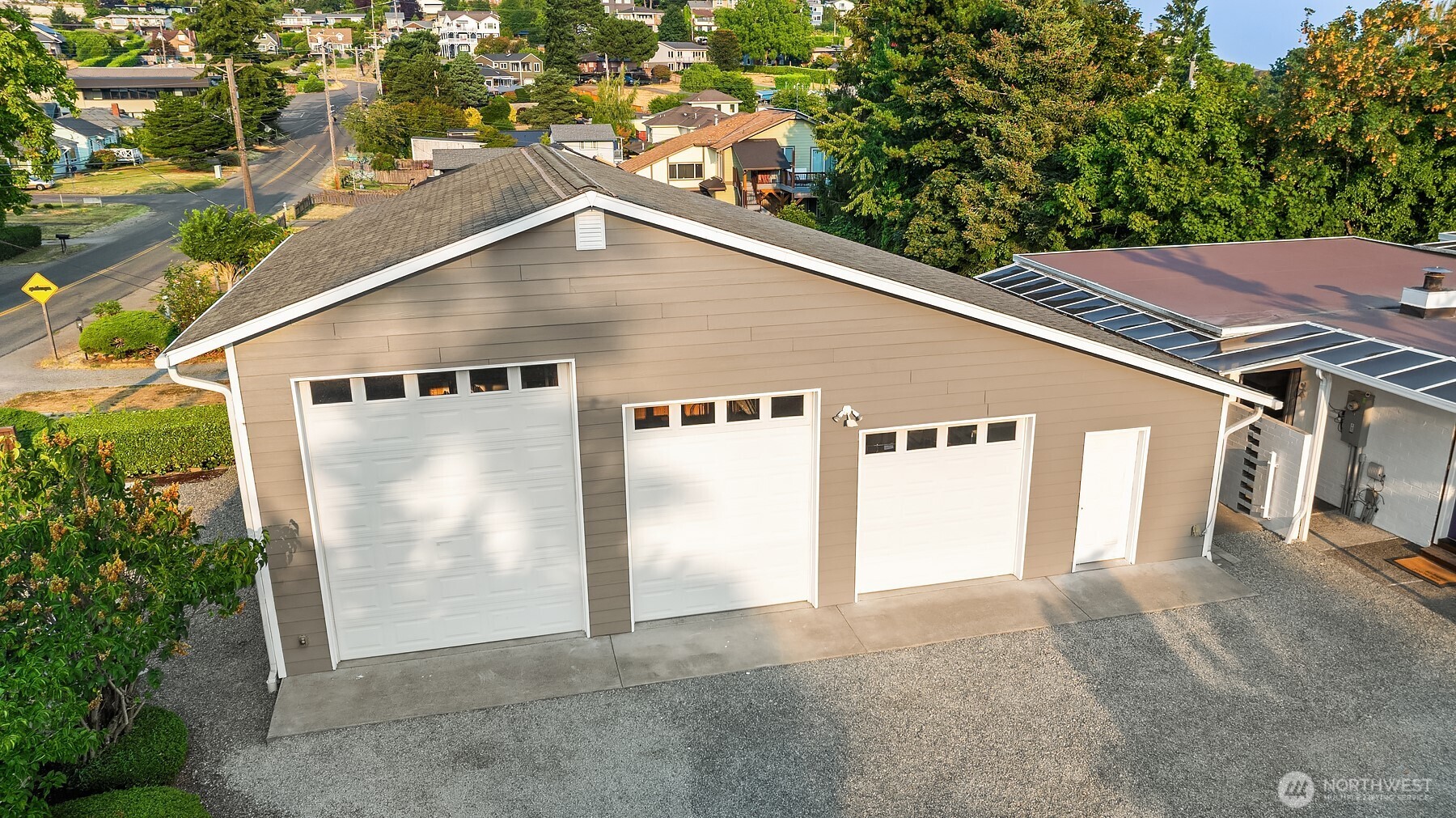 618 Le-lou-wa Place Property Photo 37