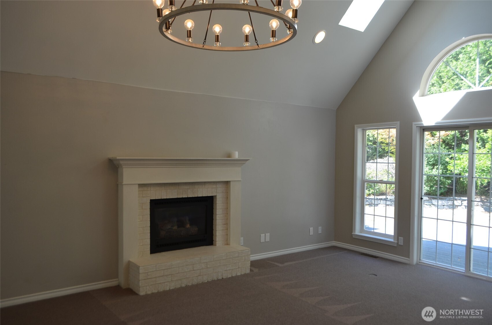 1041 Sterk Lane Property Photo 7