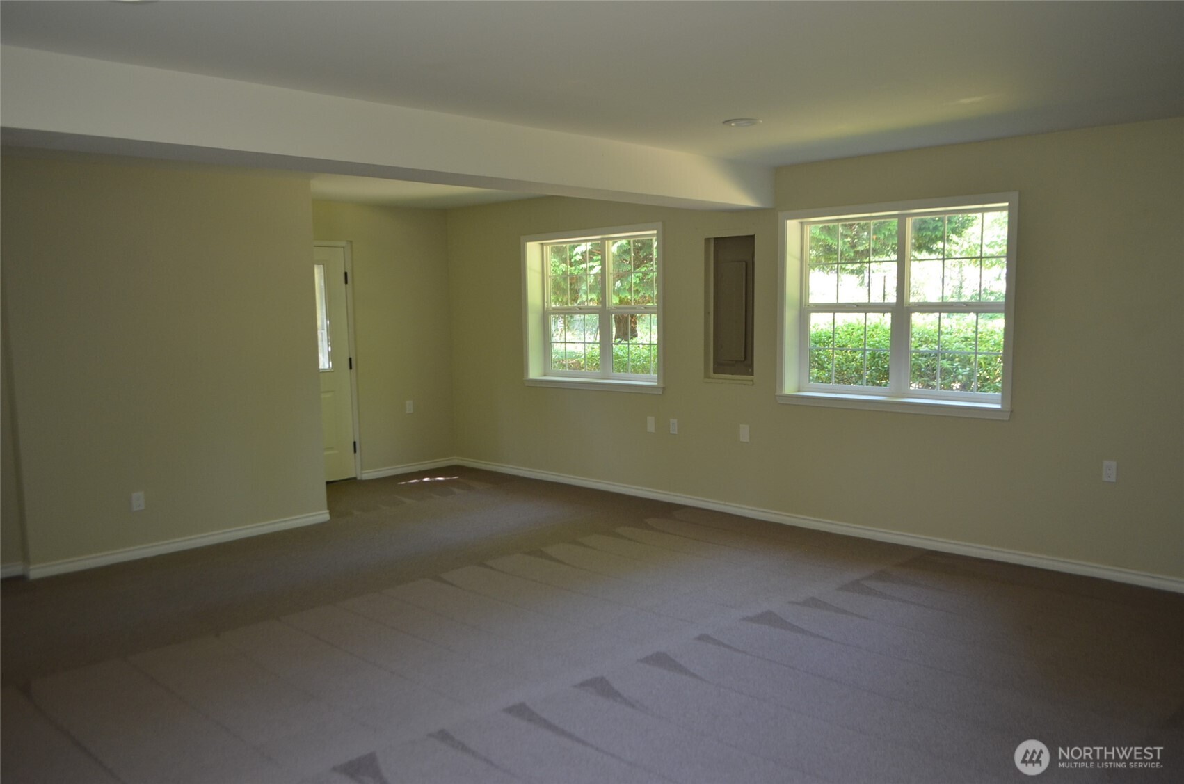 1041 Sterk Lane Property Photo 9