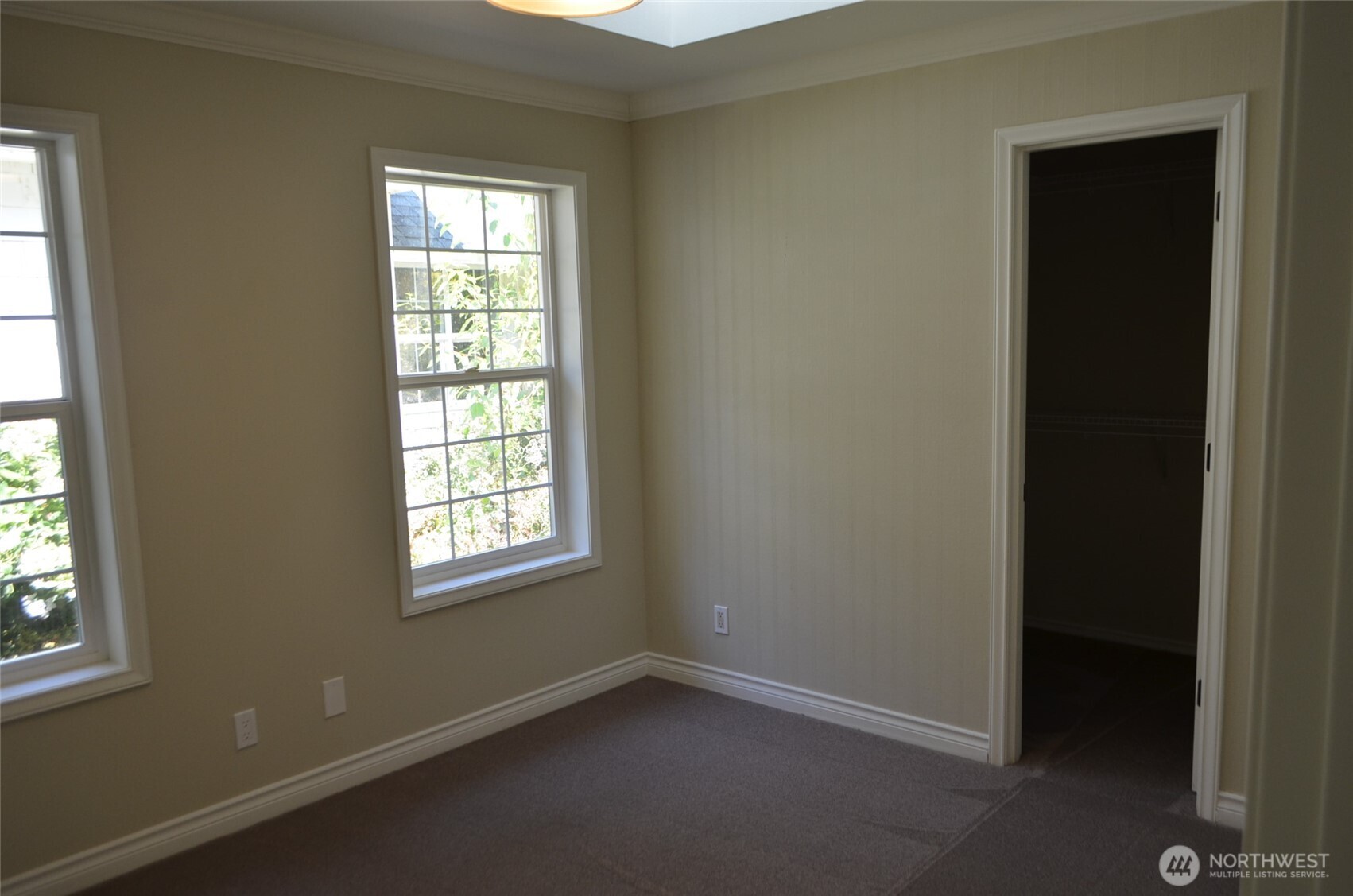 1041 Sterk Lane Property Photo 11