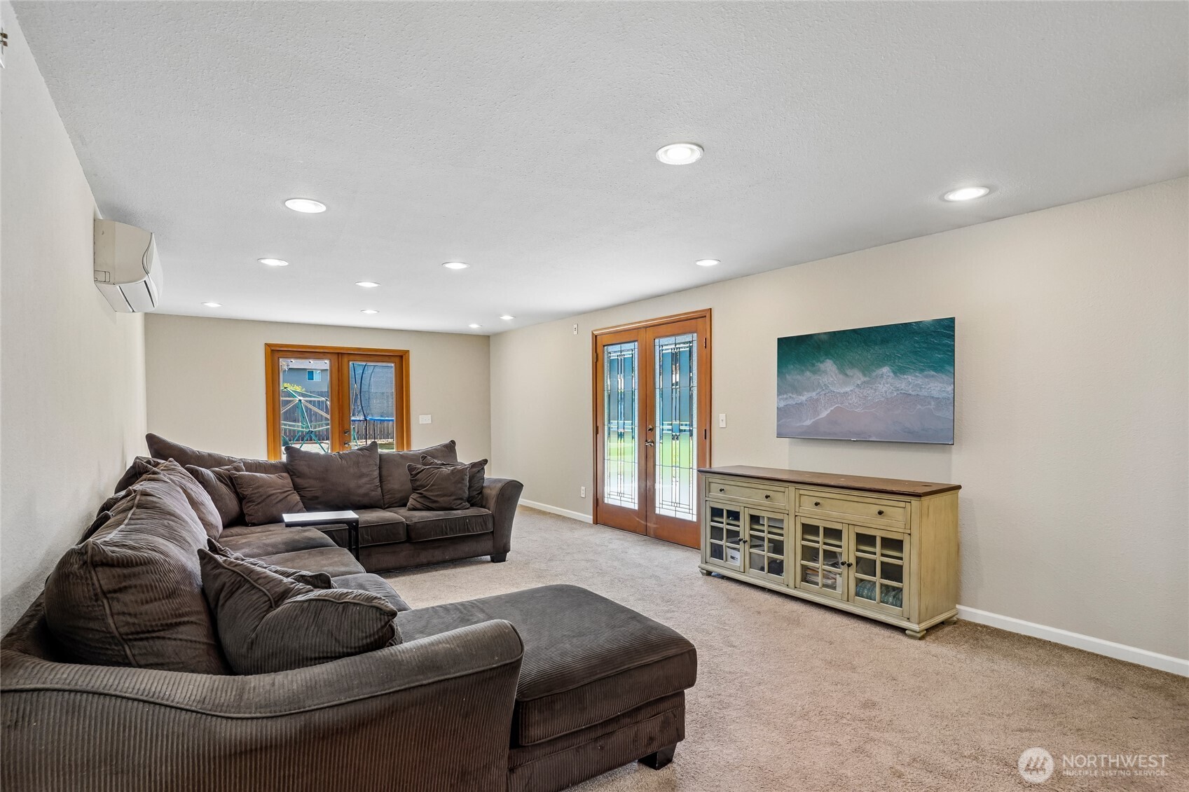 3922 180th Street Property Photo 10