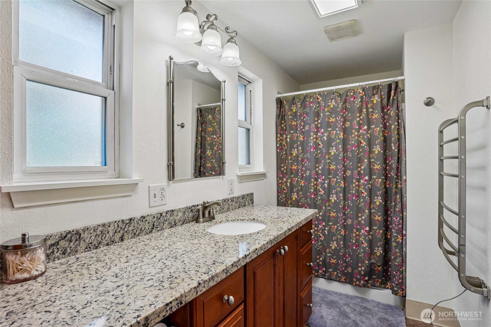 3922 180th Street Property Photo 14