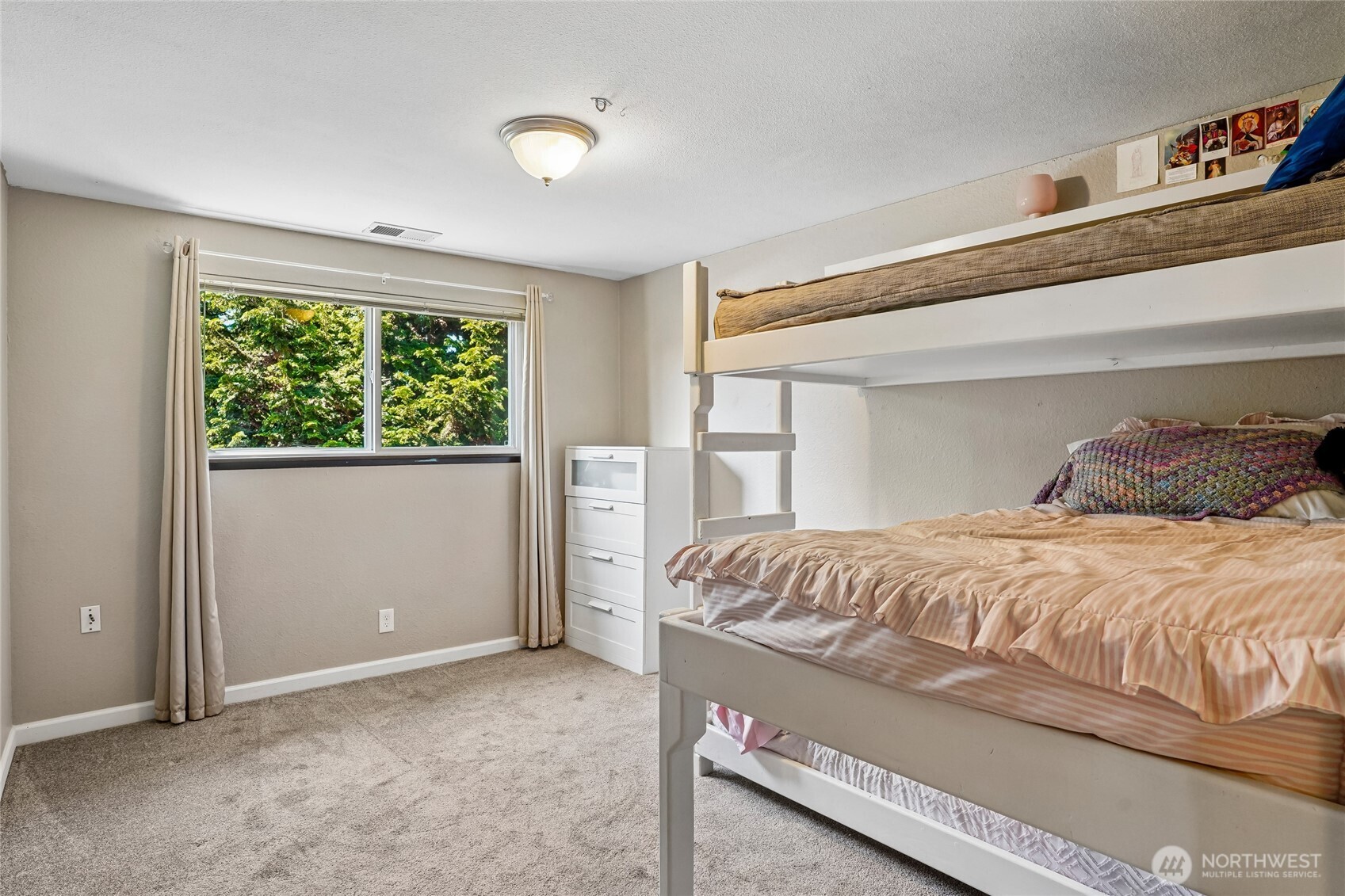 3922 180th Street Property Photo 17