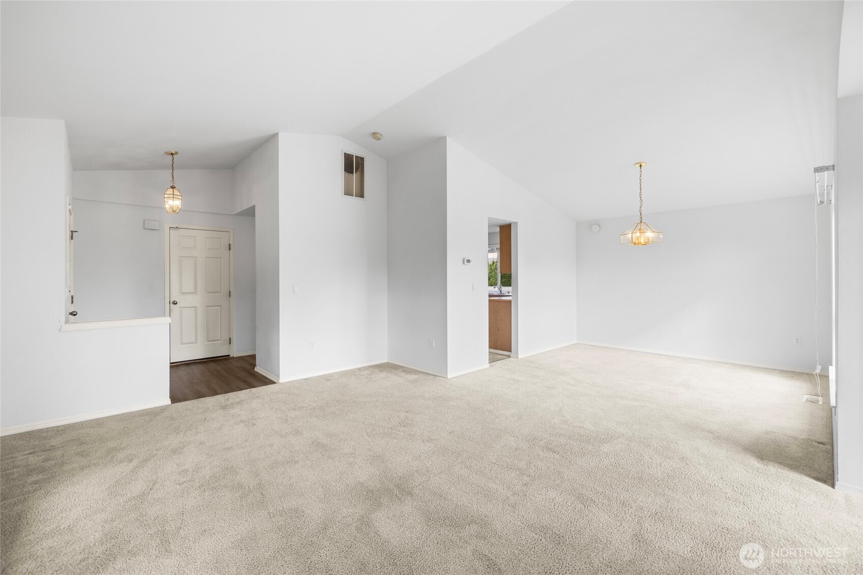 1627 E Spruce Court Property Photo 9