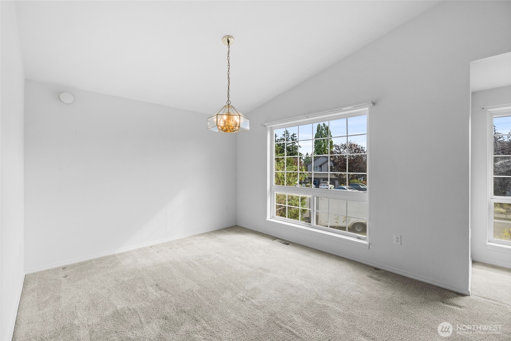 1627 E Spruce Court Property Photo 12