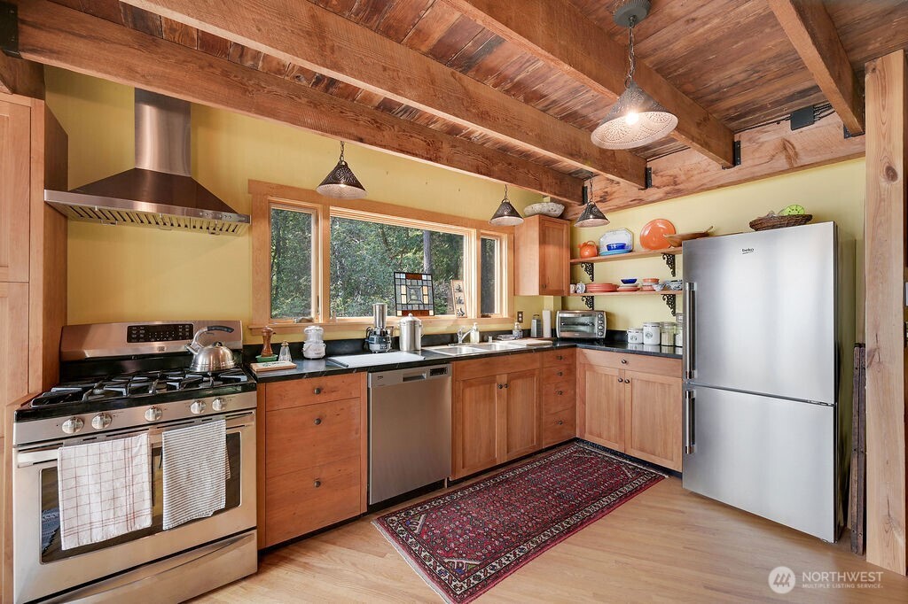 440 Bee Mill Road Property Photo 16