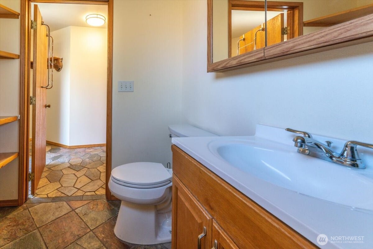57 Katalpa Lane Property Photo 30