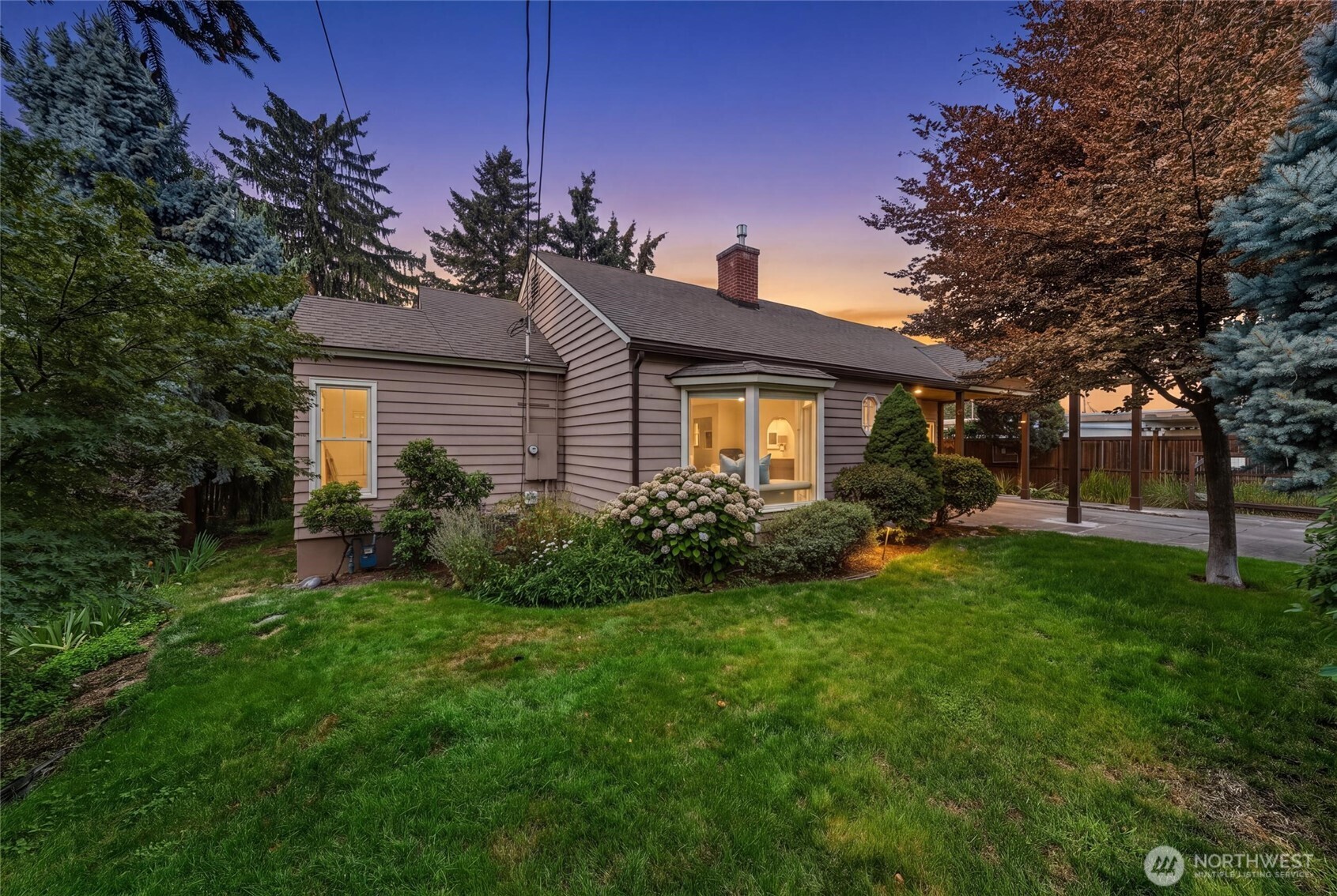 130 Dice Place Property Photo 2
