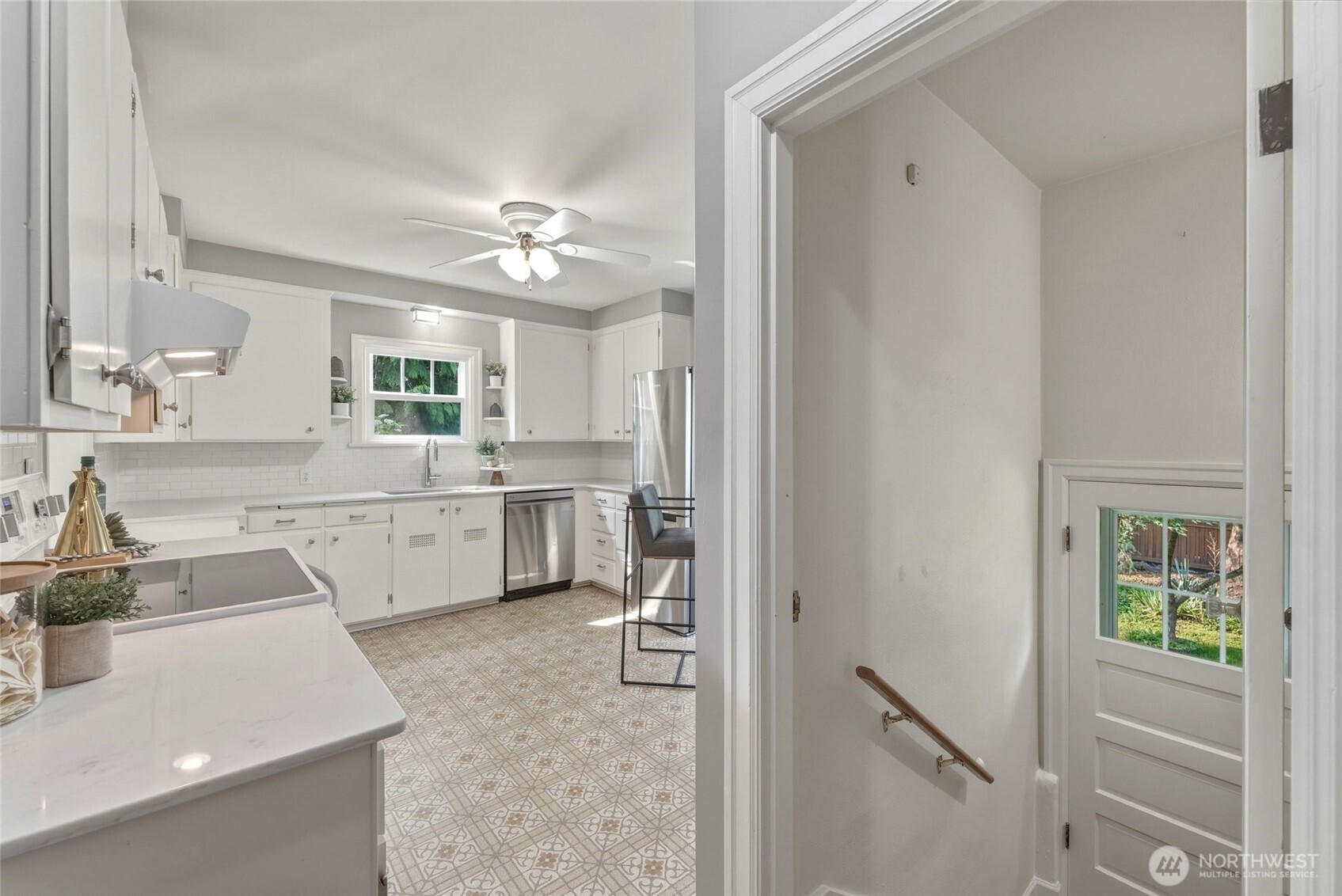 130 Dice Place Property Photo 18