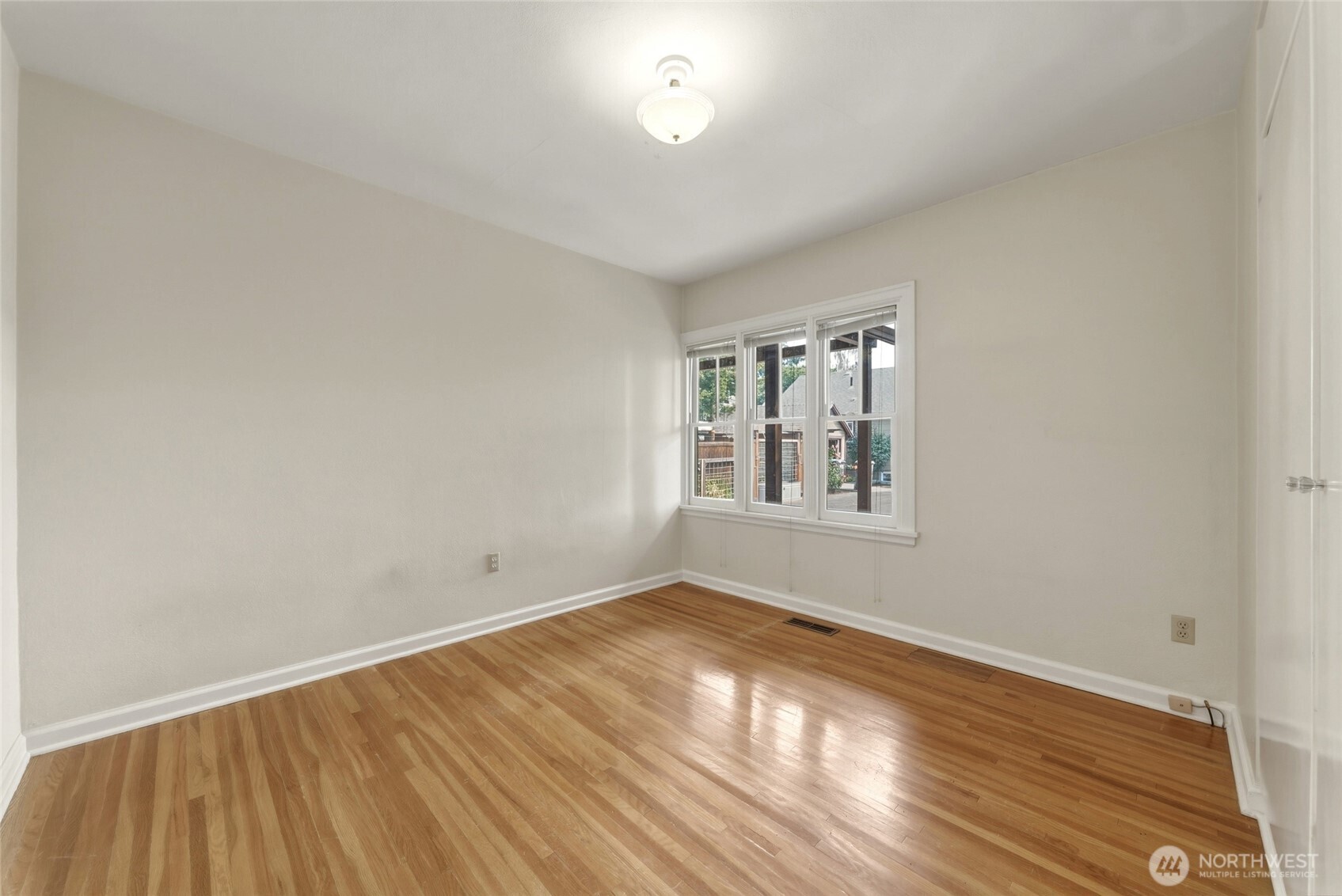130 Dice Place Property Photo 23
