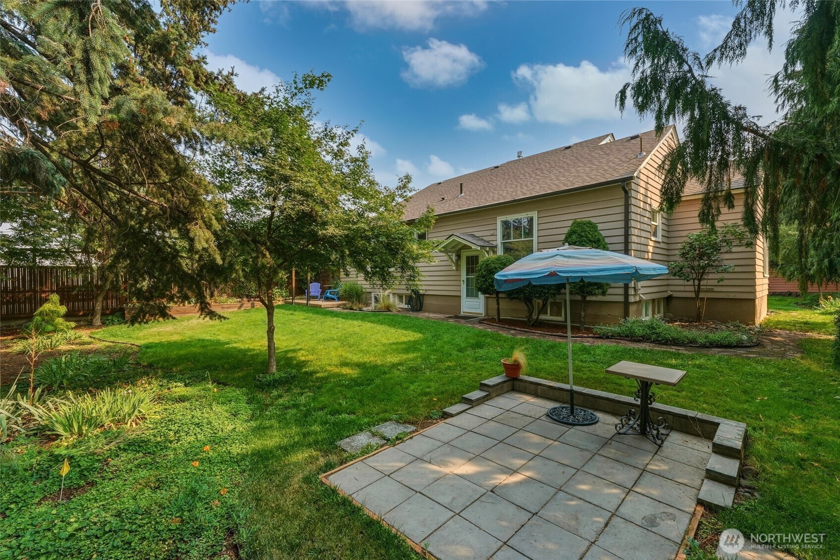 130 Dice Place Property Photo 33