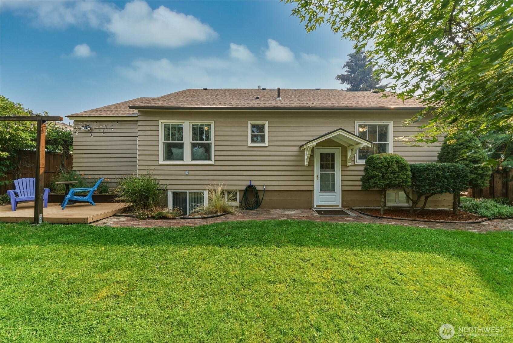 130 Dice Place Property Photo 34