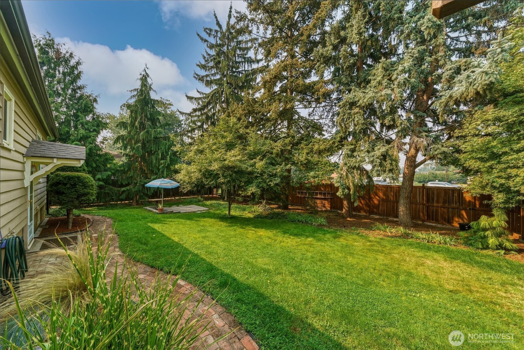 130 Dice Place Property Photo 36